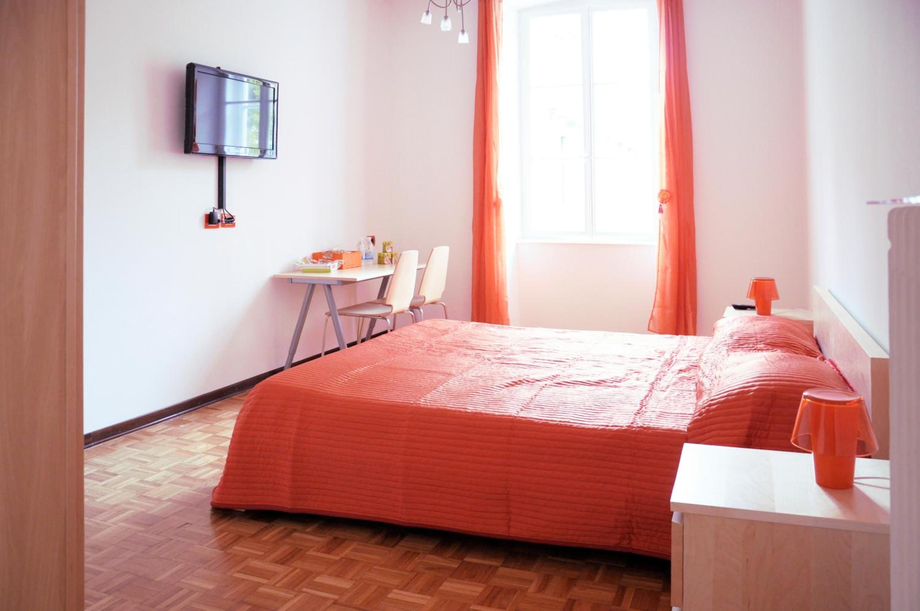 Double Room with External Private Bathroom