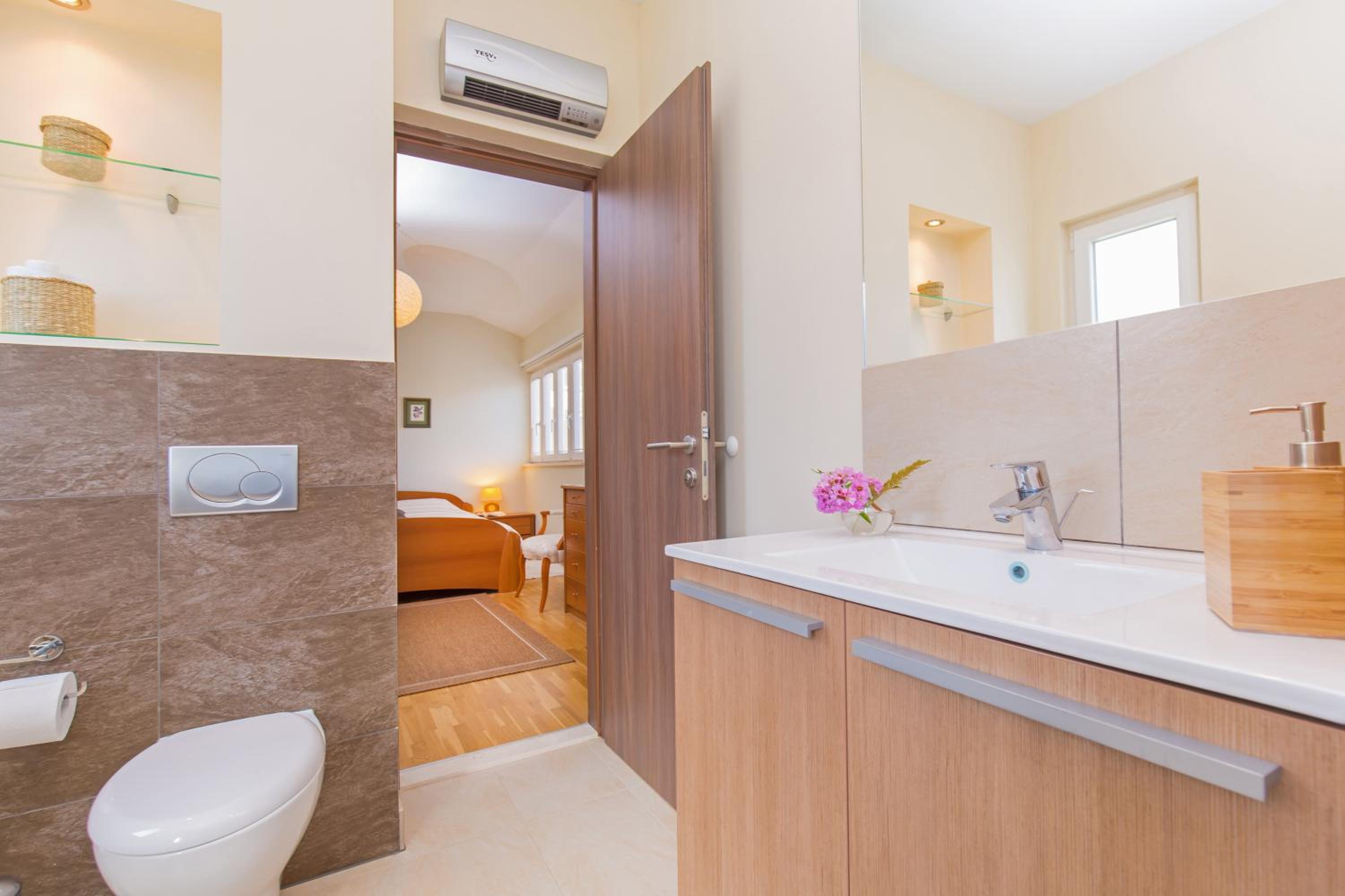 Villa with Sea View photo 3
