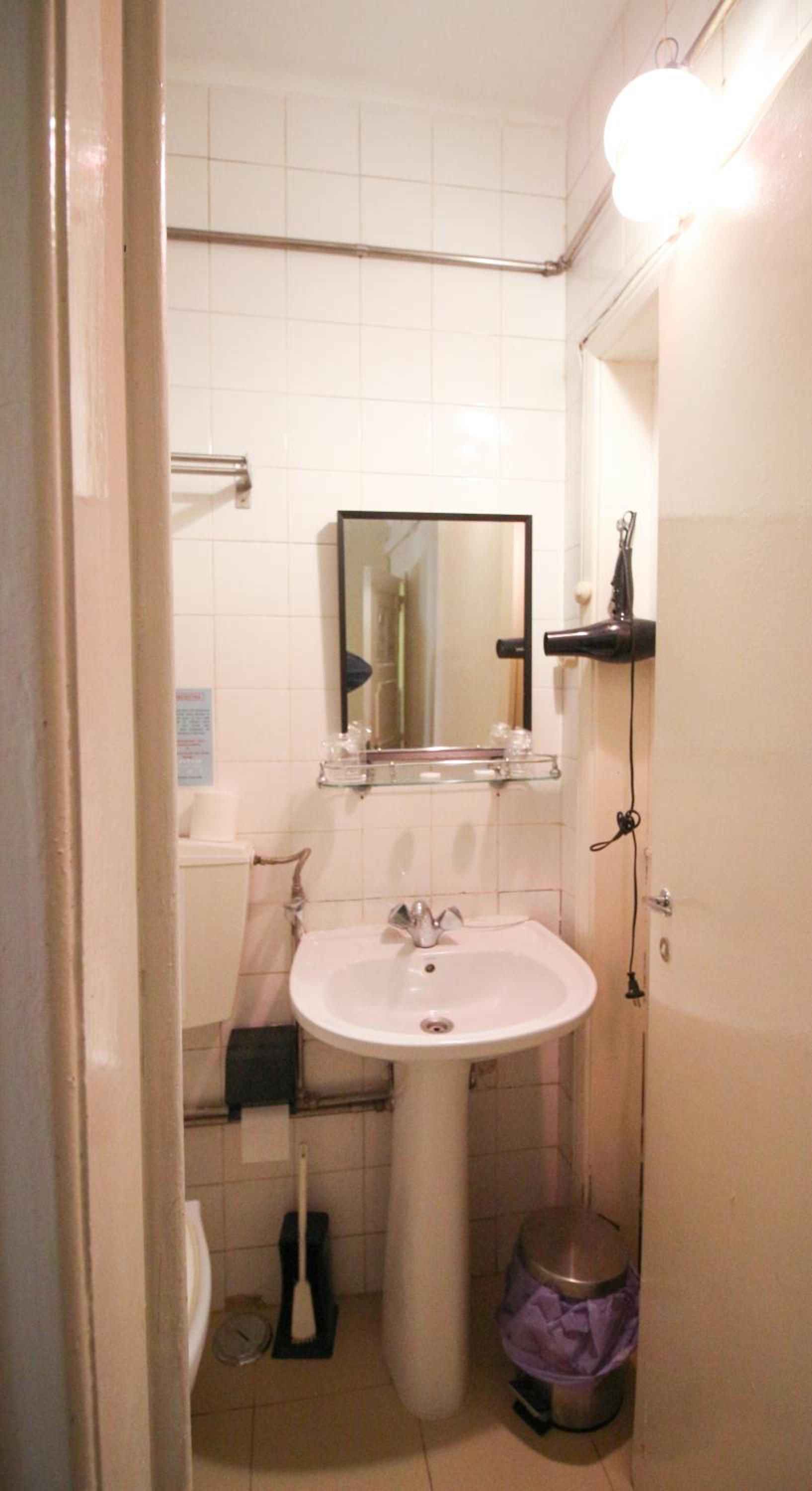 Double Room - Photo 2