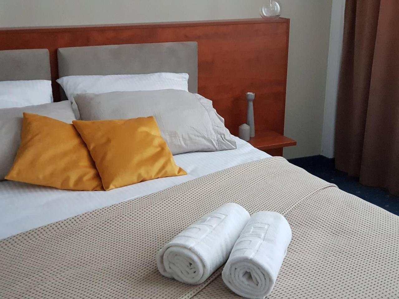 Superior Double Room - Photo 8