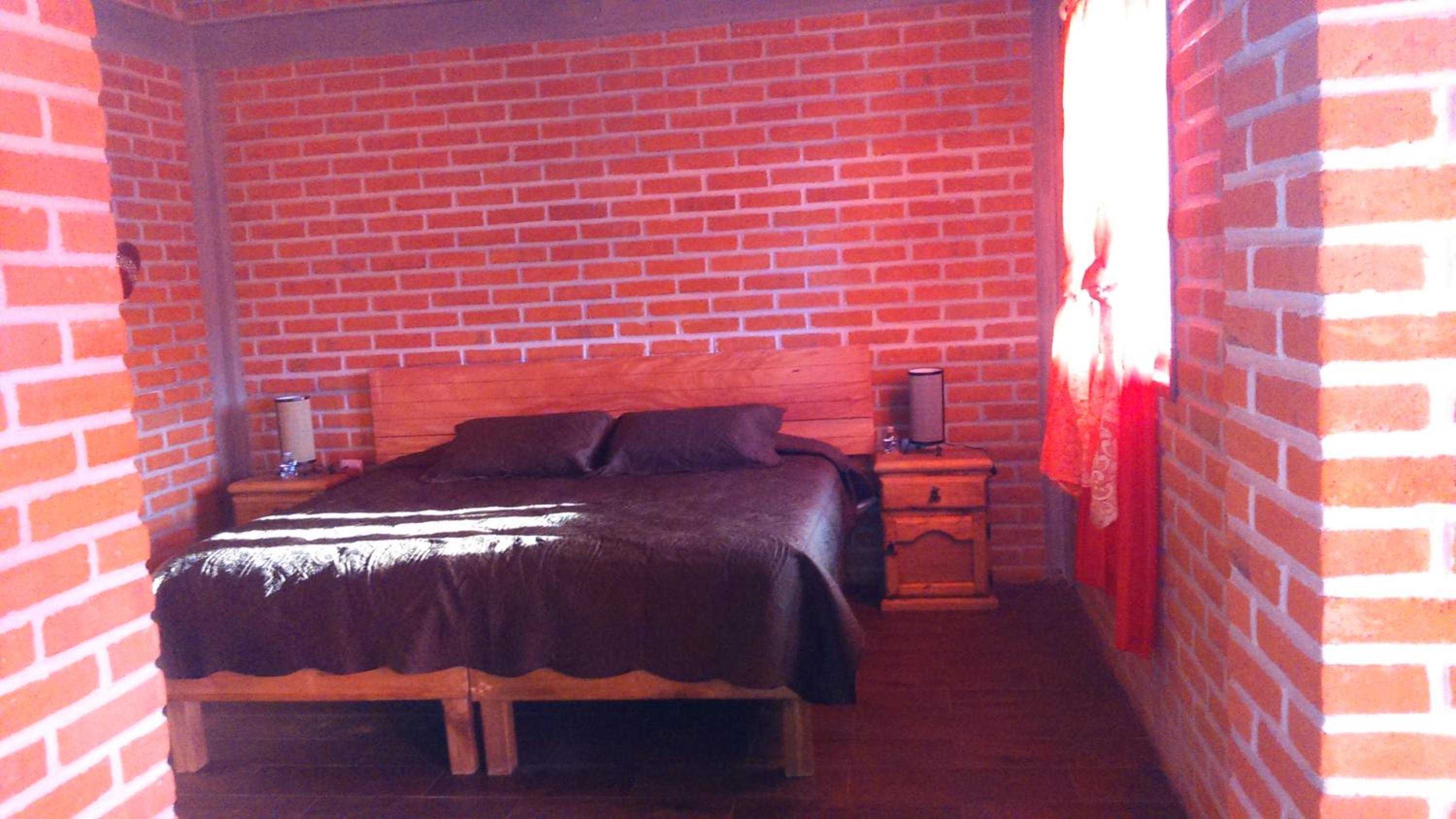 One-Bedroom House - Photo 10