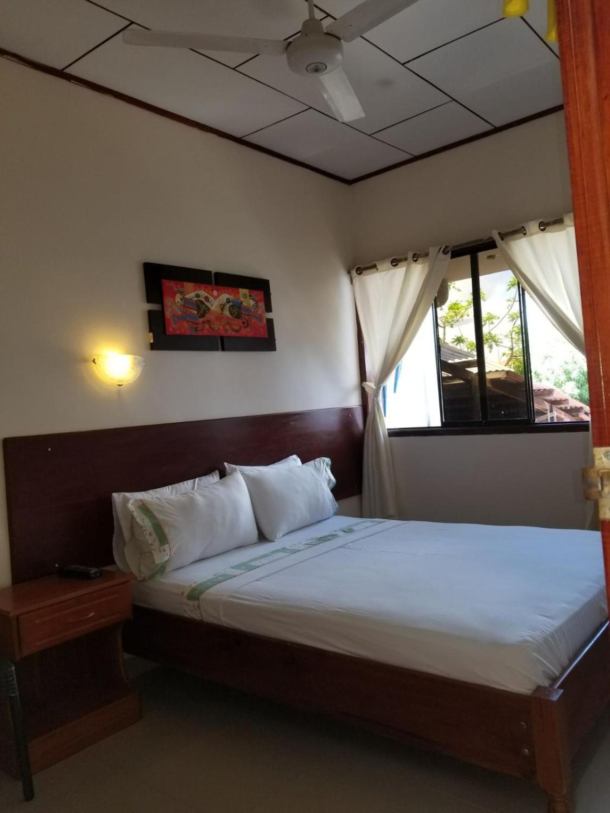 Queen Room With Balcony photo 1