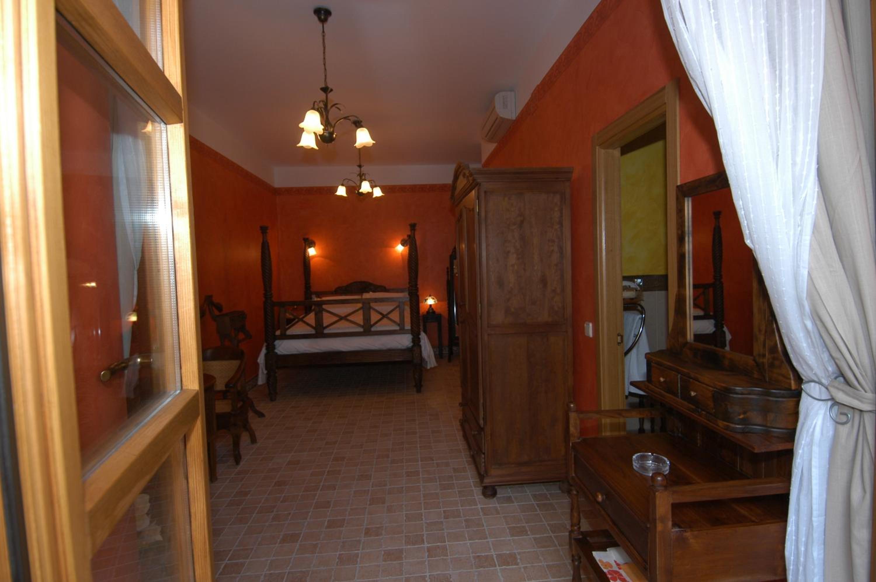 Superior Double Room with Balcony photo 3