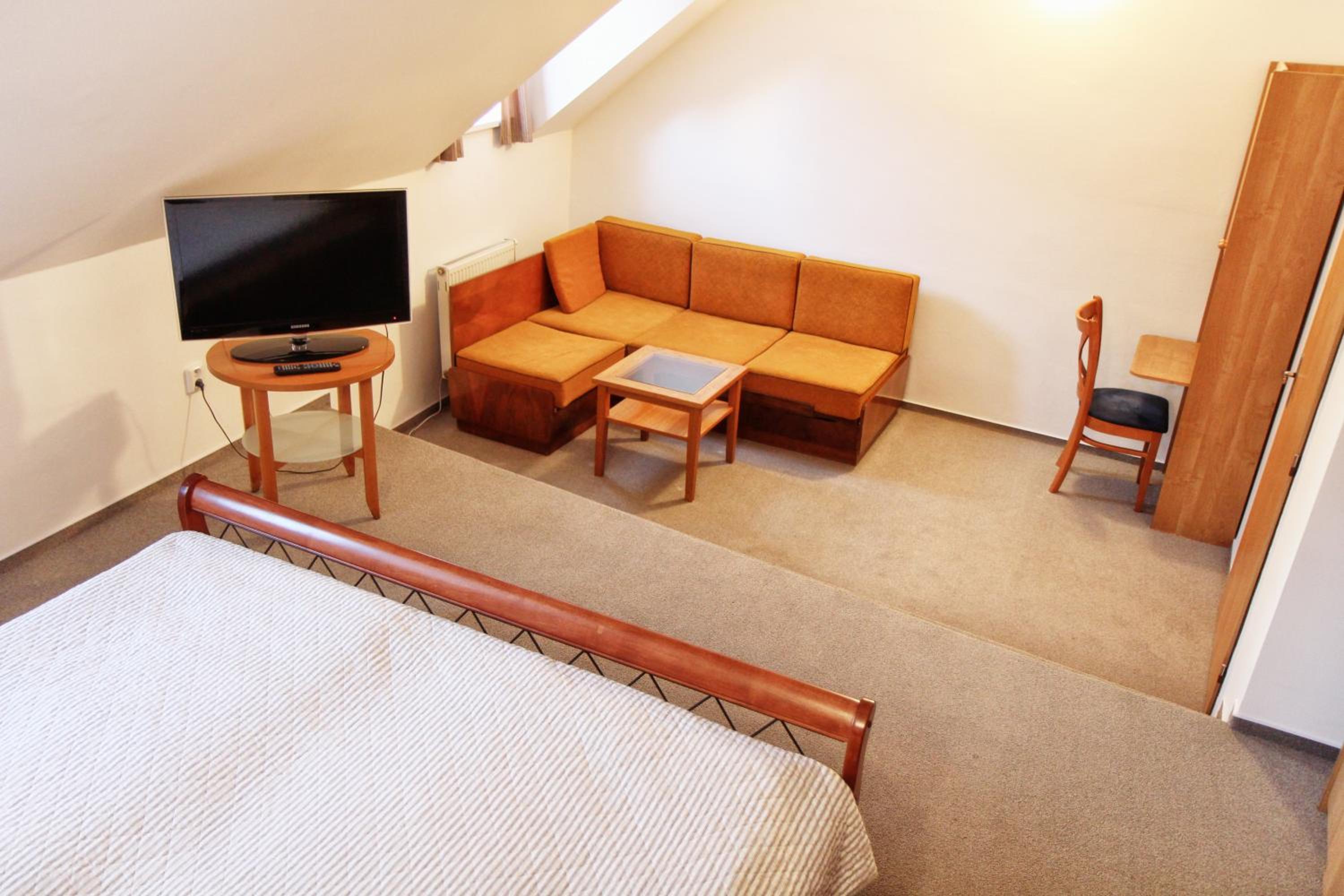 Two-Bedroom Apartment (4 Adults) - Photo 10