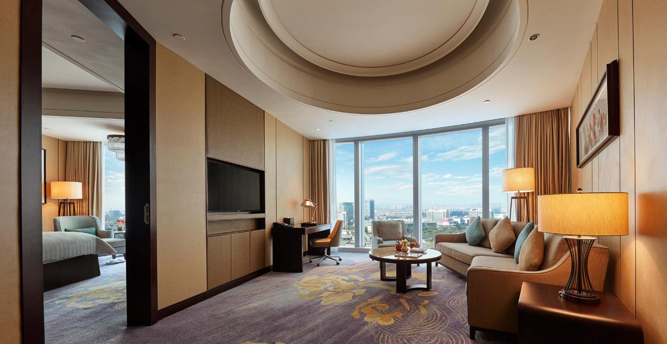 Horizon Executive King Room (One bedroom and one living room)