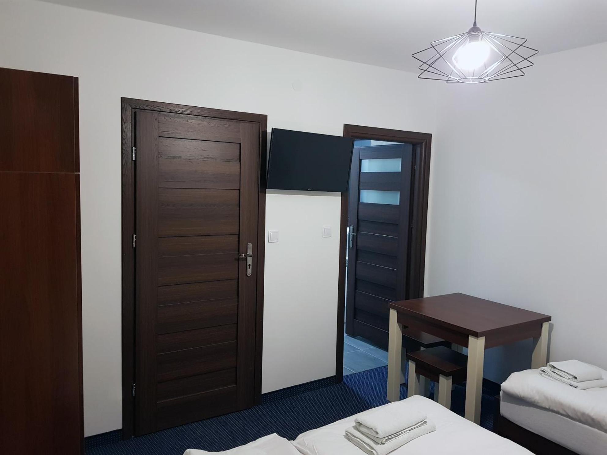 Triple Room with Bathroom photo 1