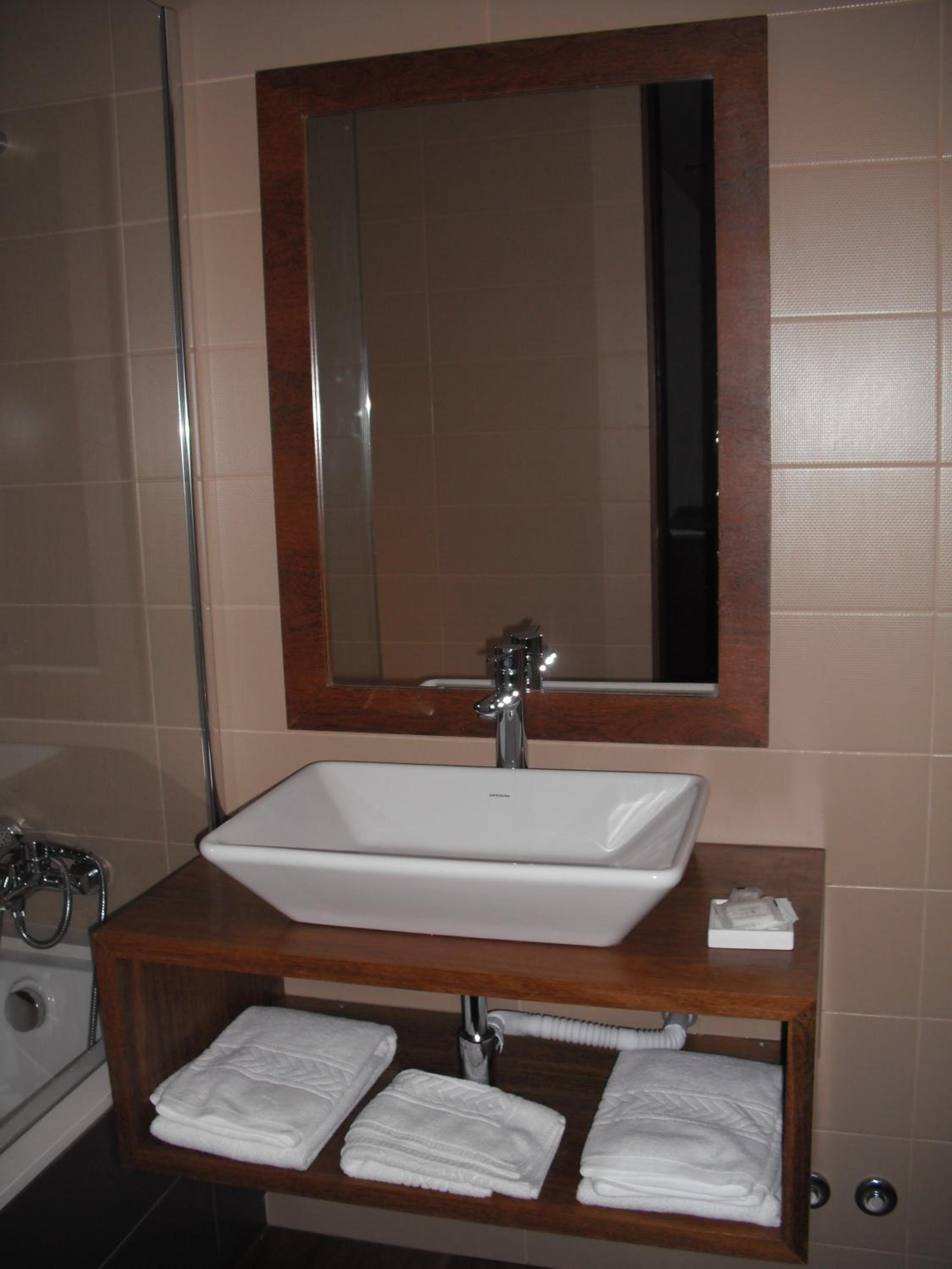 Double Room - Photo 4