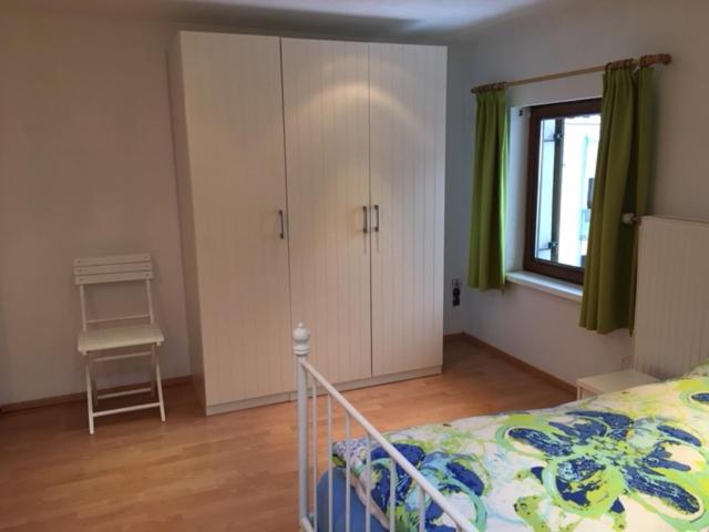 Four-Bedroom Apartment with Balcony  photo 3