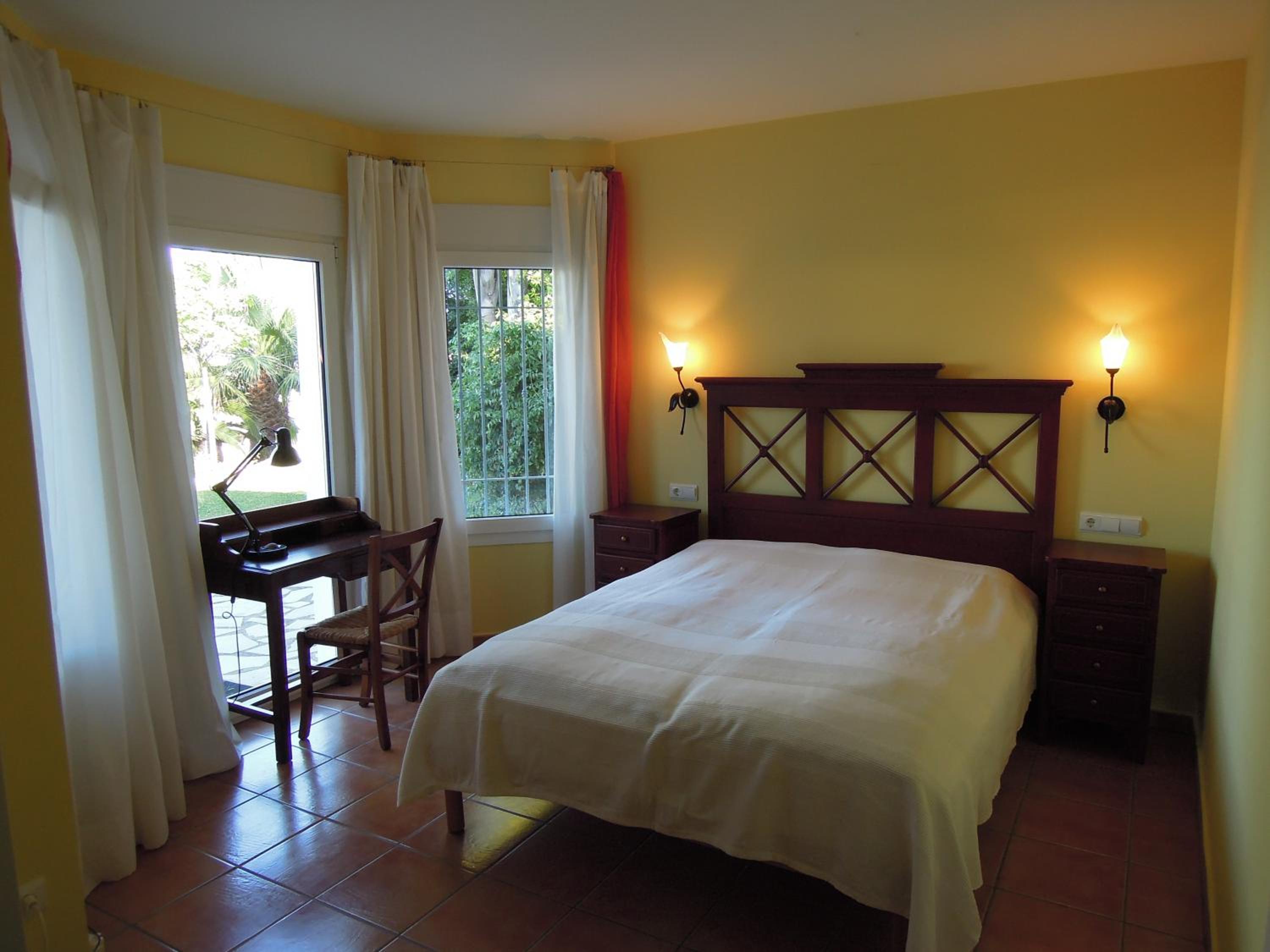 Villa de Tres Habitaciones