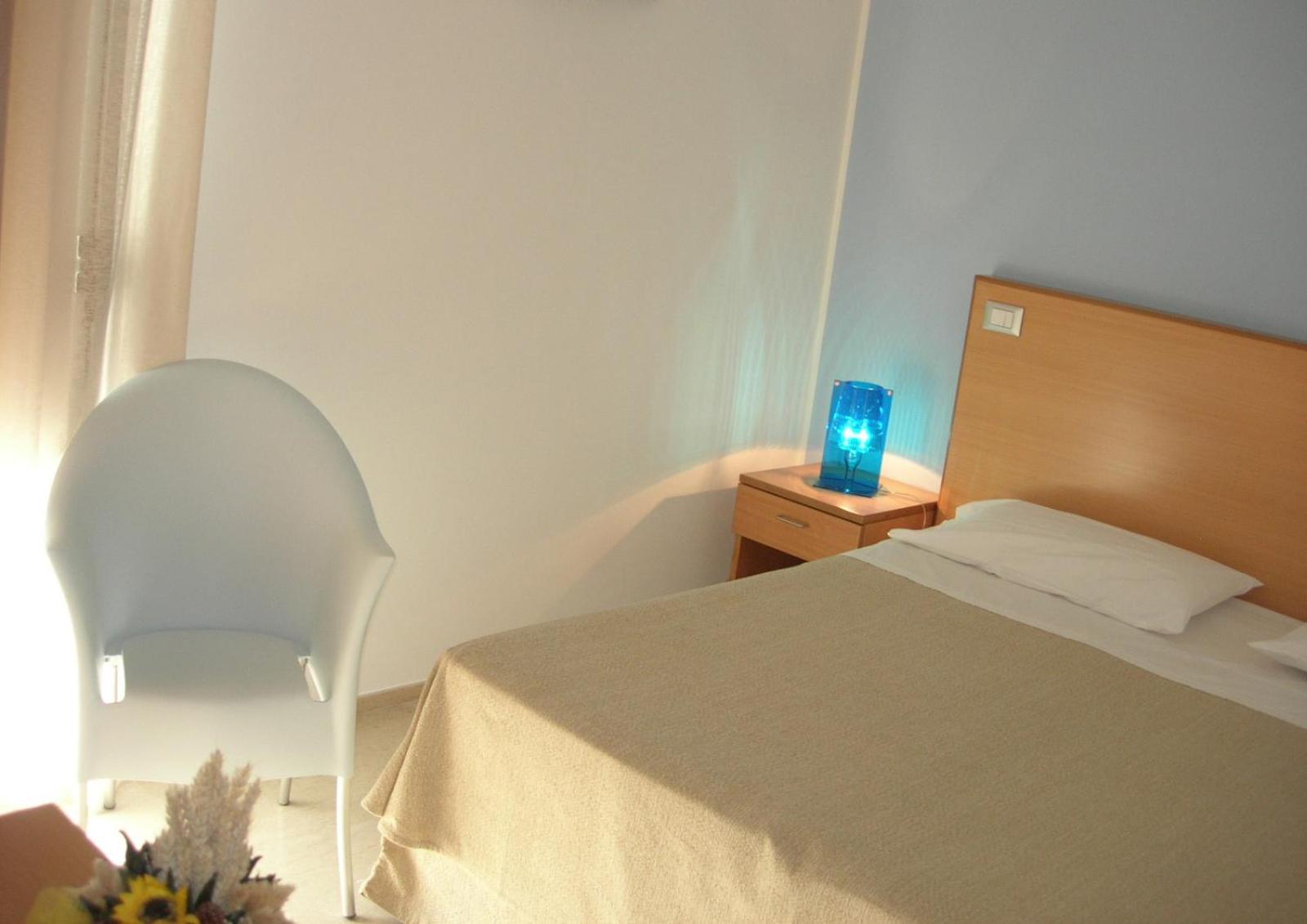 Triple Room - Photo 3