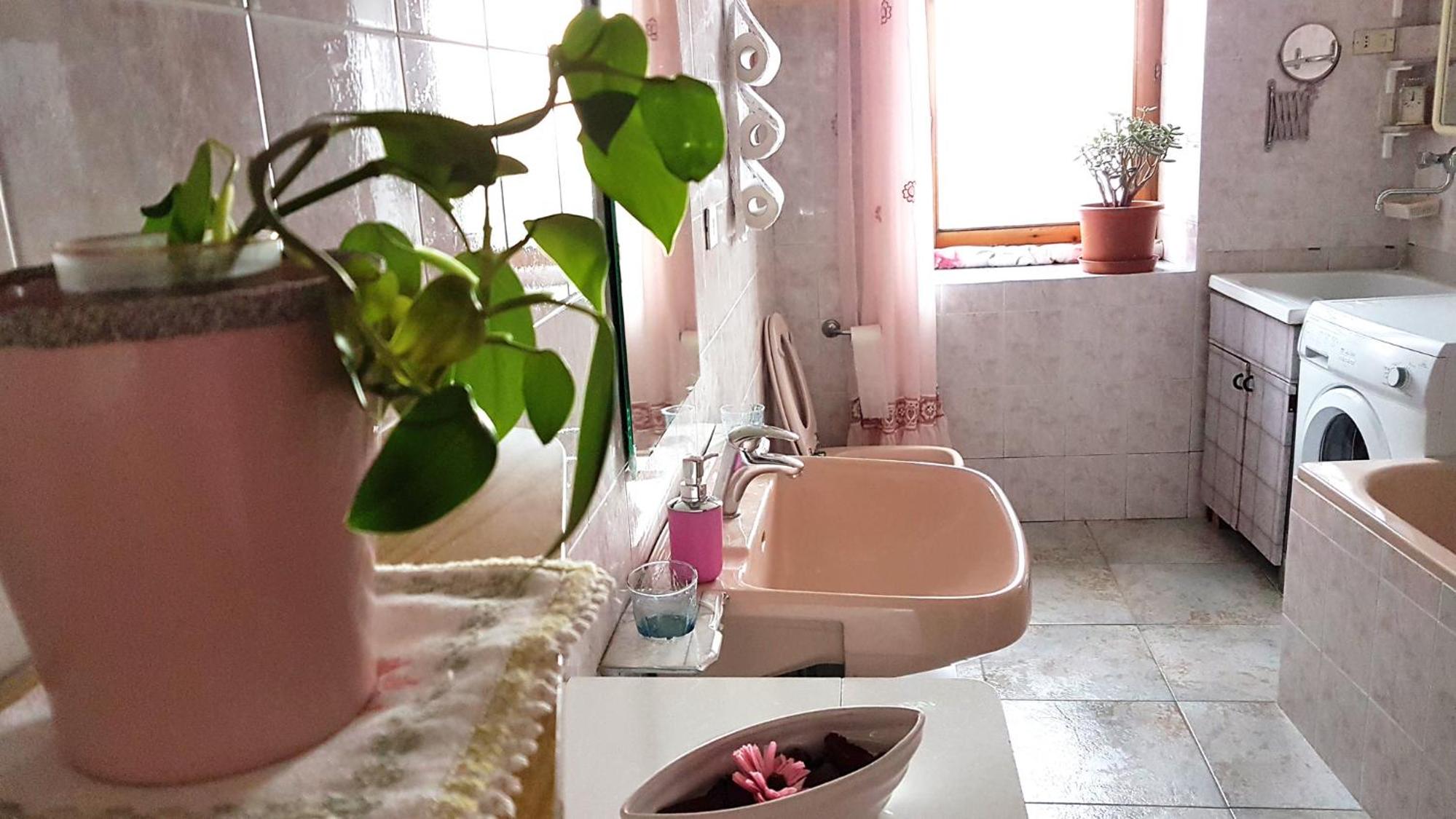 Triple Room with Private Bathroom - Photo 9