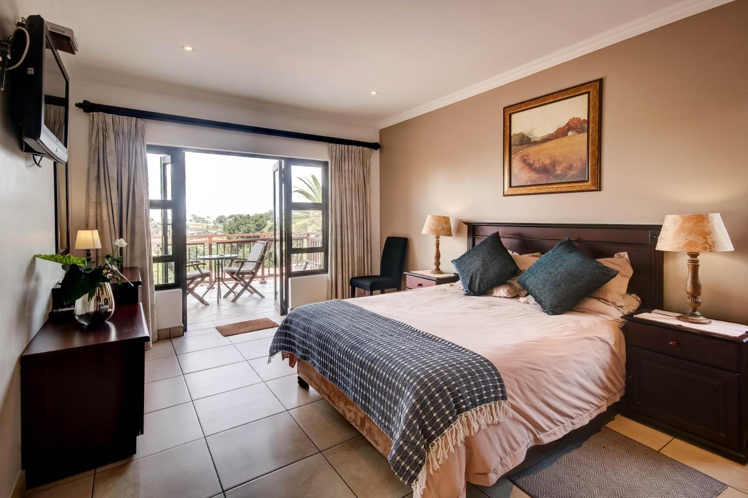 Deluxe Double Room with Balcony and Sea View