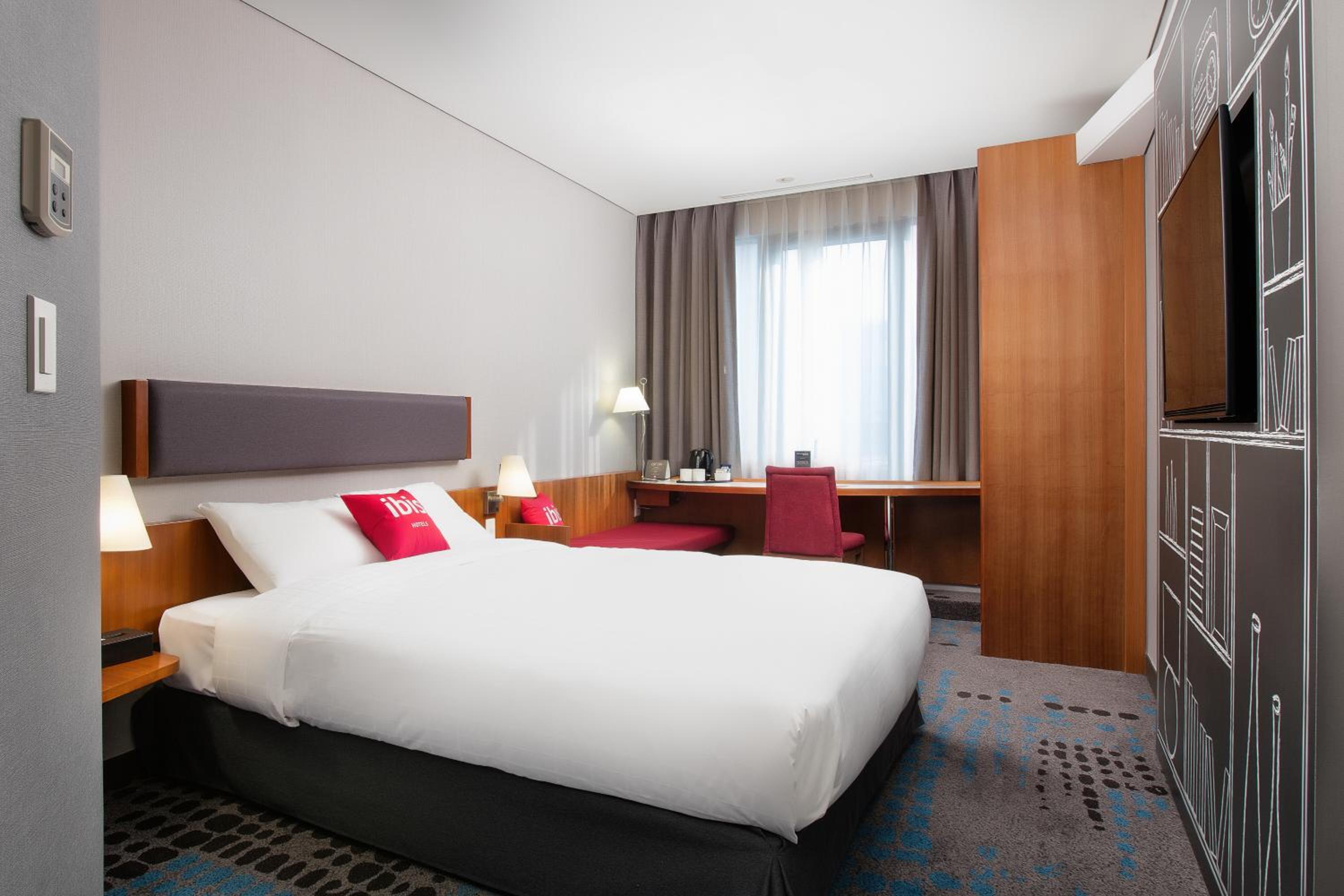 Standard Double Room - Photo 2