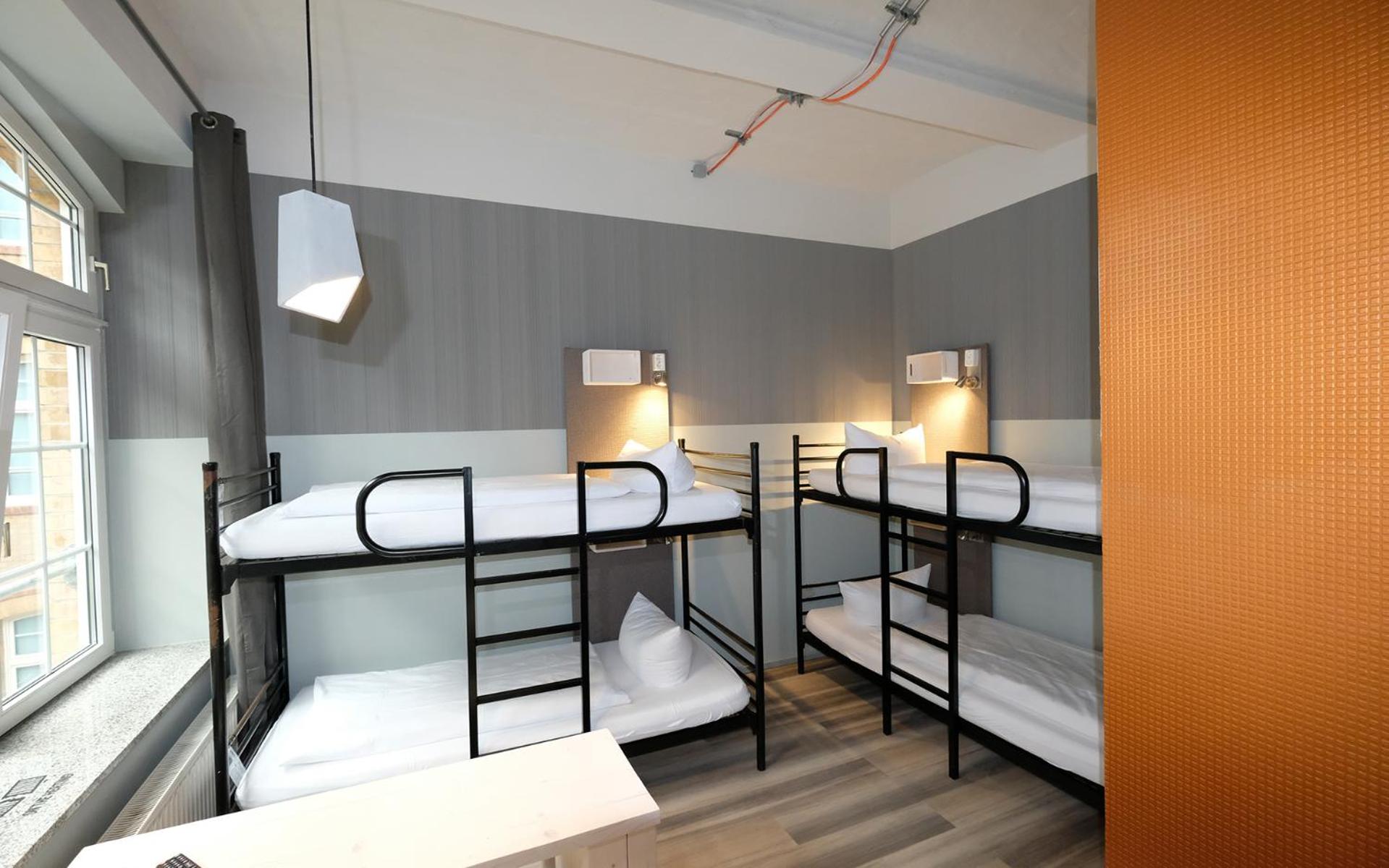 Mixed Dormitory Room photo 1