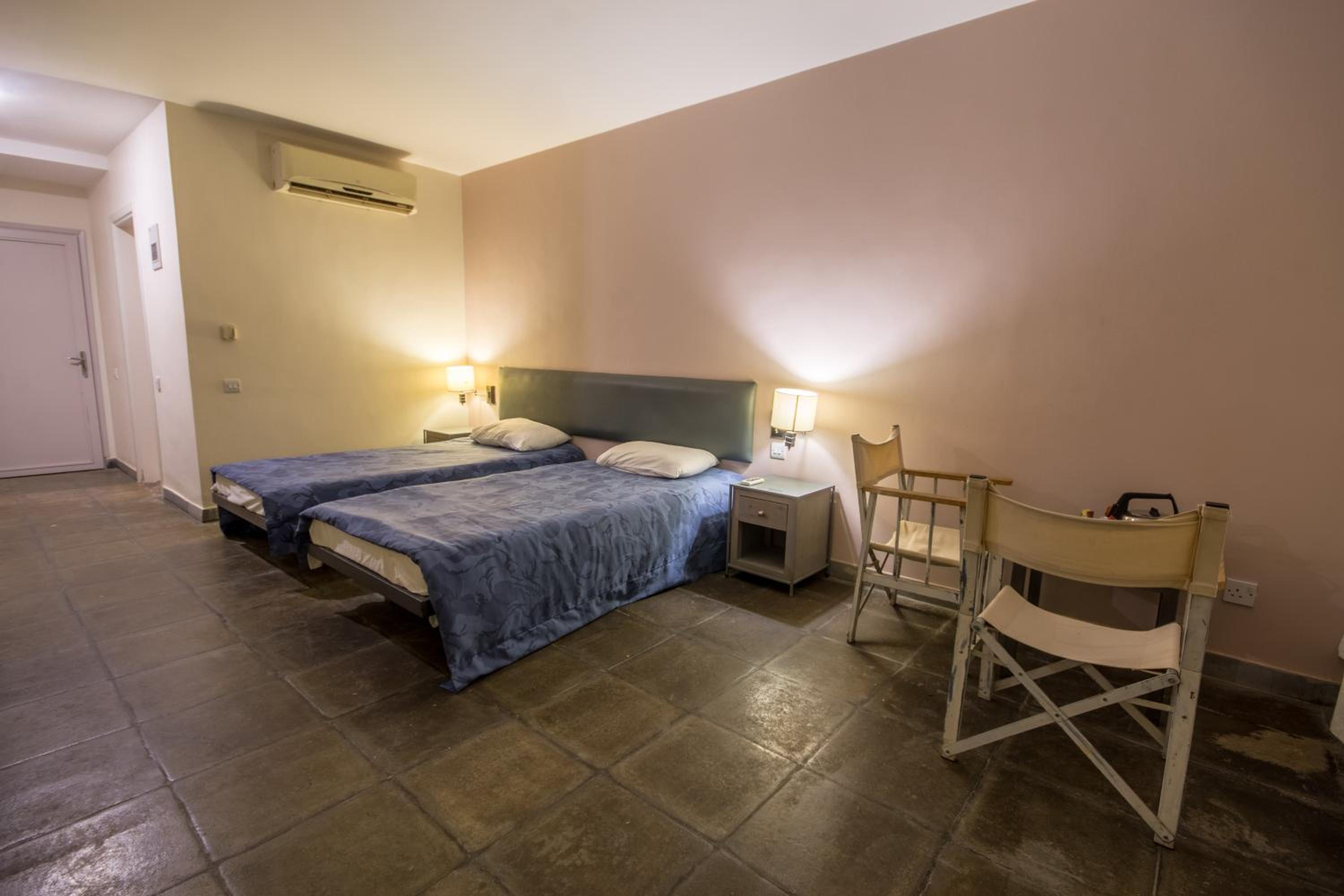 Double or Twin Room photo 3