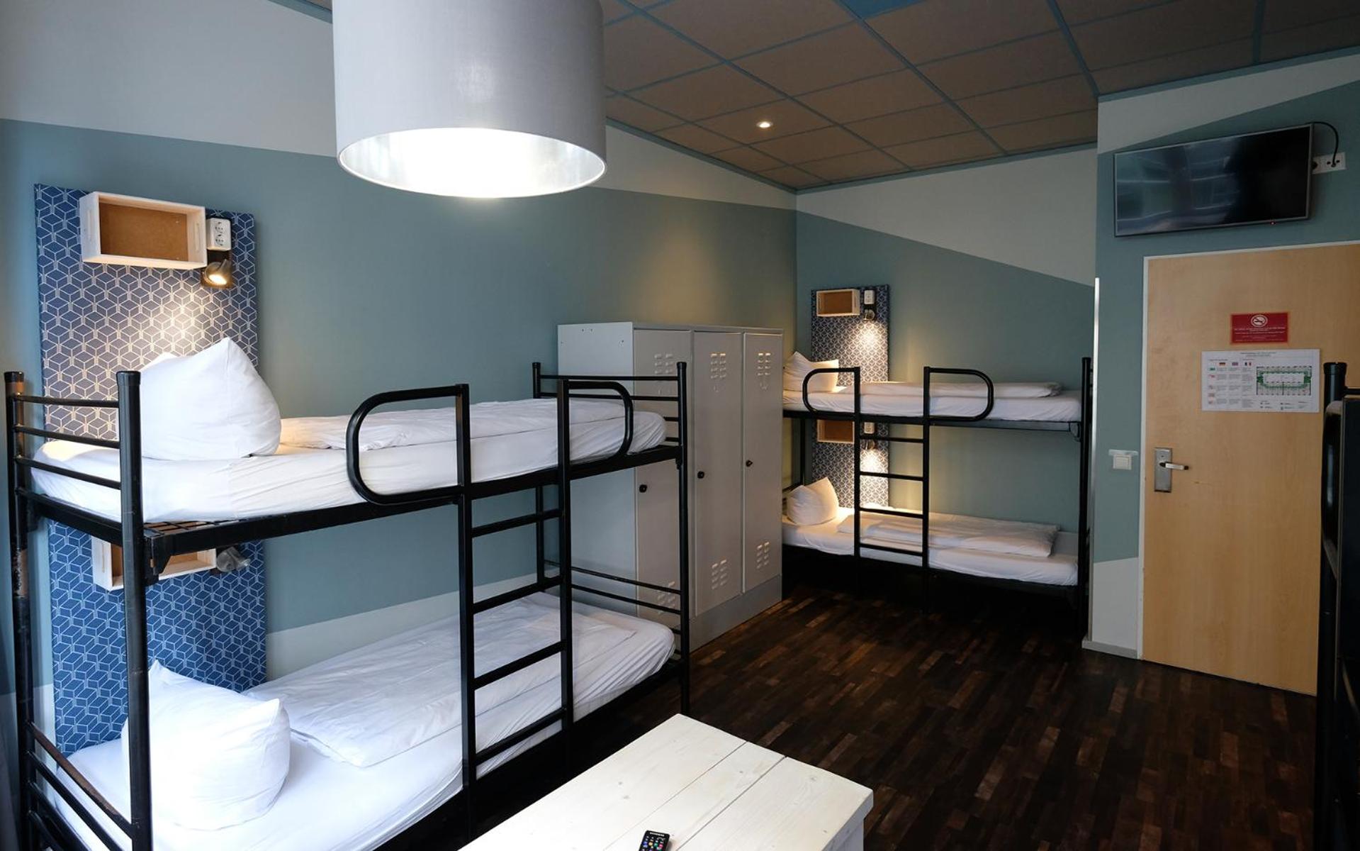 Bed in 6-Bed Mixed Dormitory Room photo 1