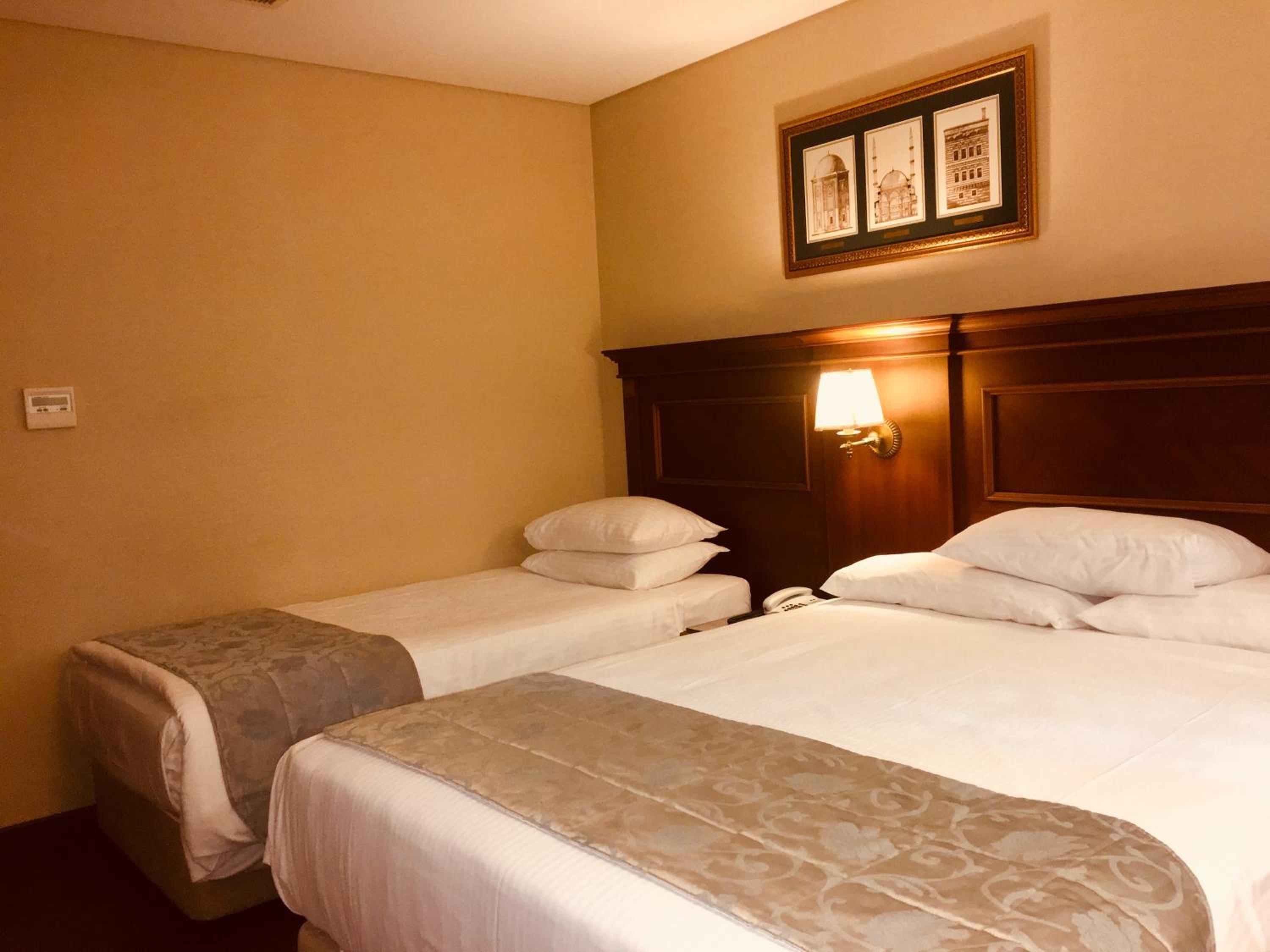 Budget Triple Room photo 2