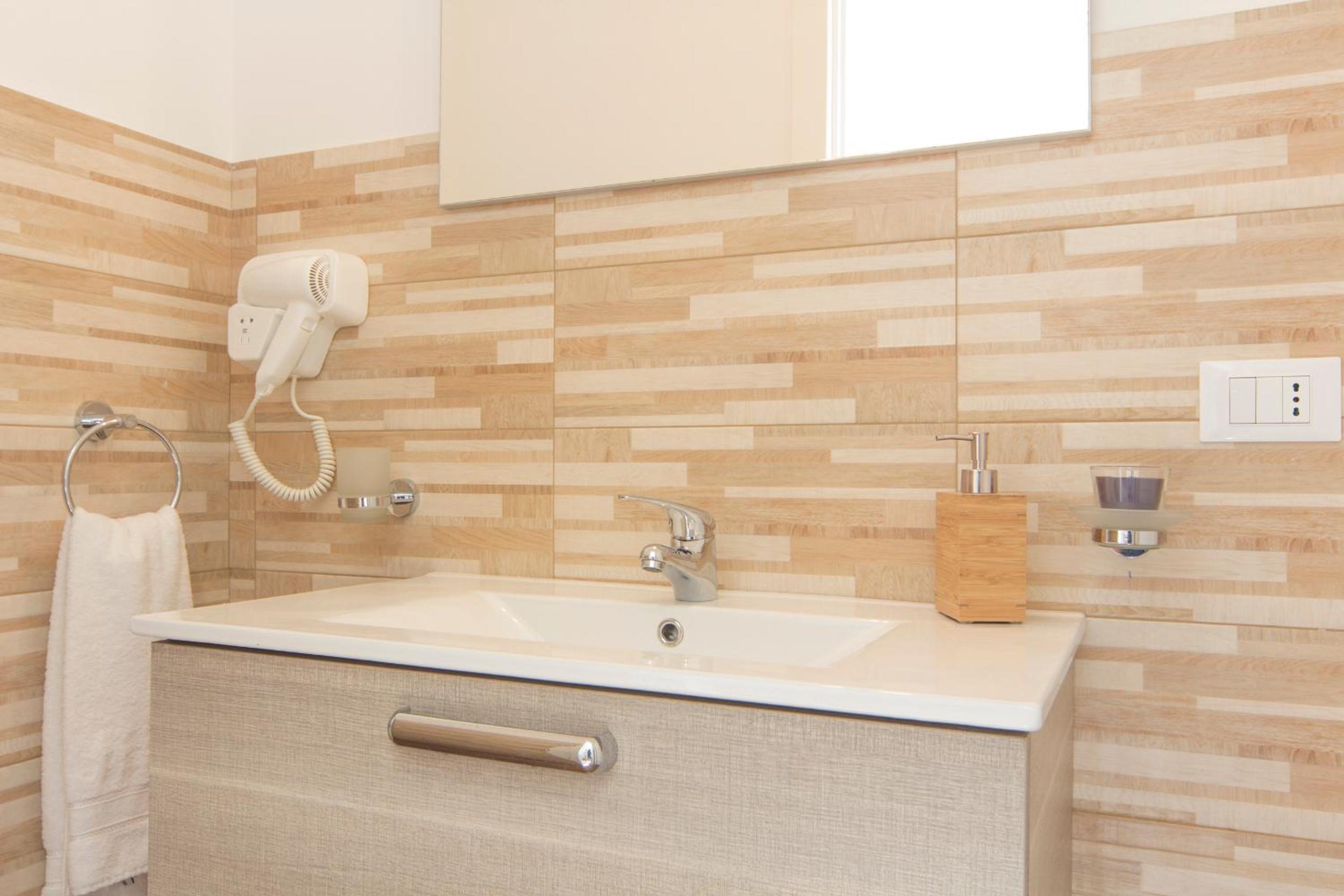 Superior Apartment - Photo 16