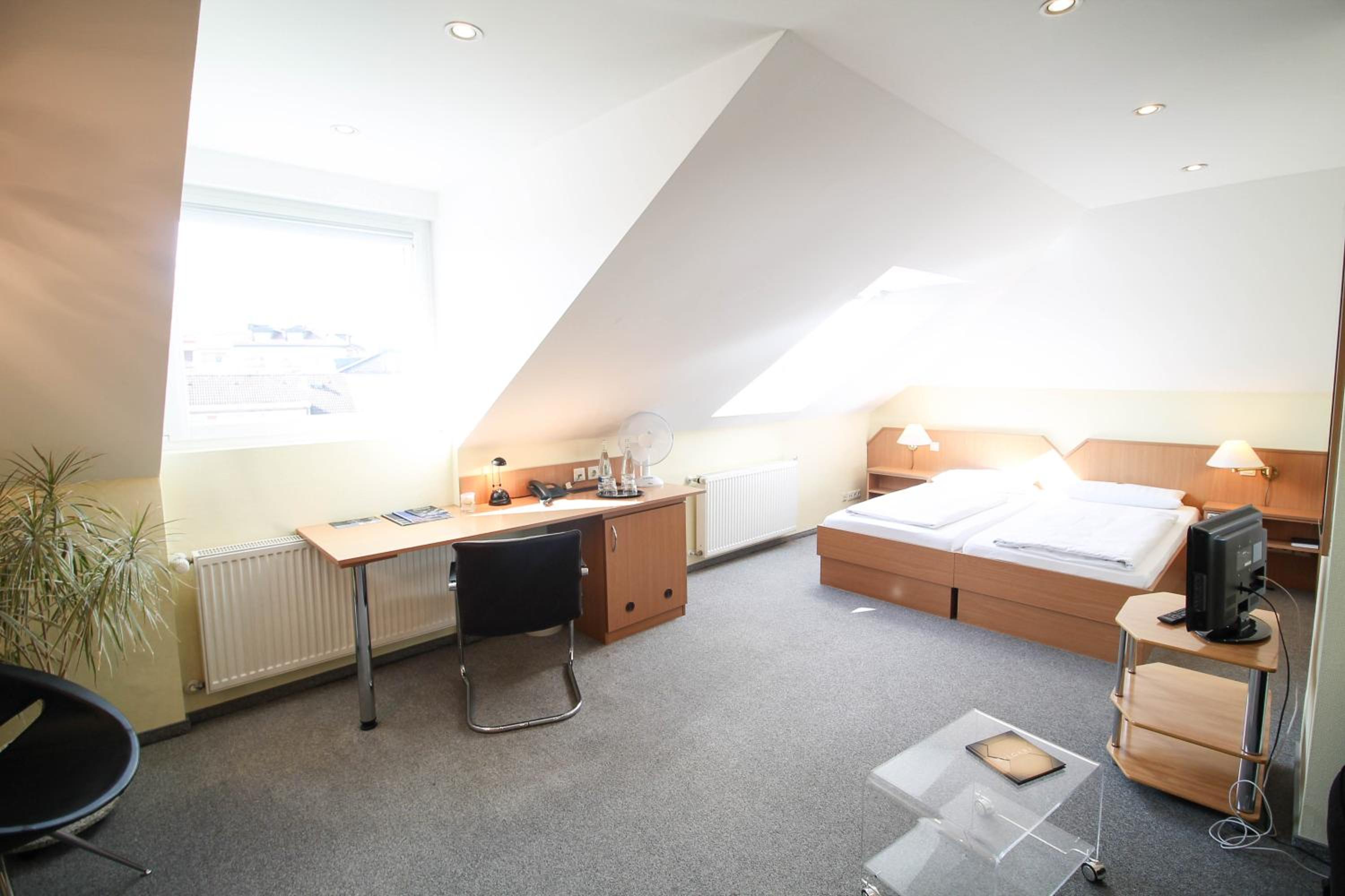 Comfort Double Room - Photo 6