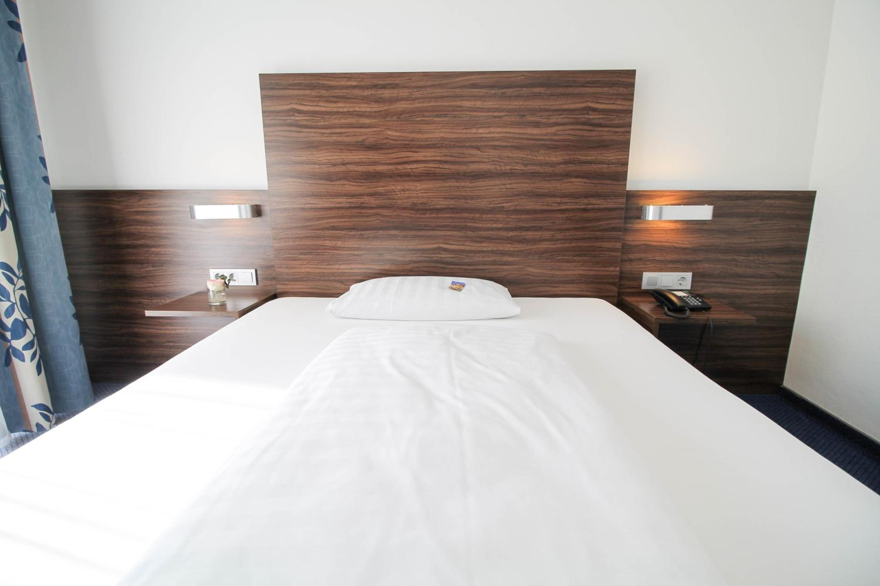 Single Room photo 3