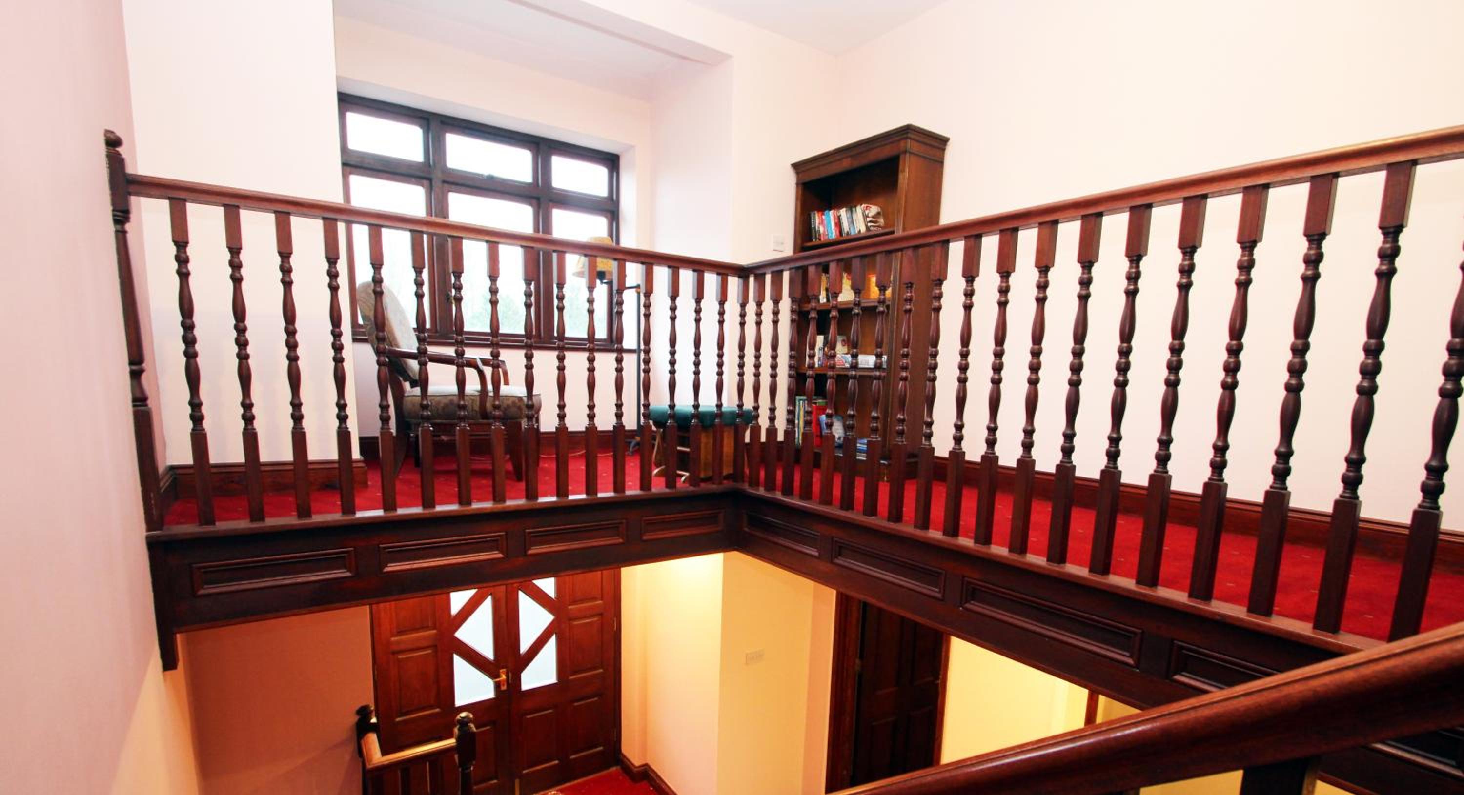 Double room with Queen Bed and Shower - Photo 16