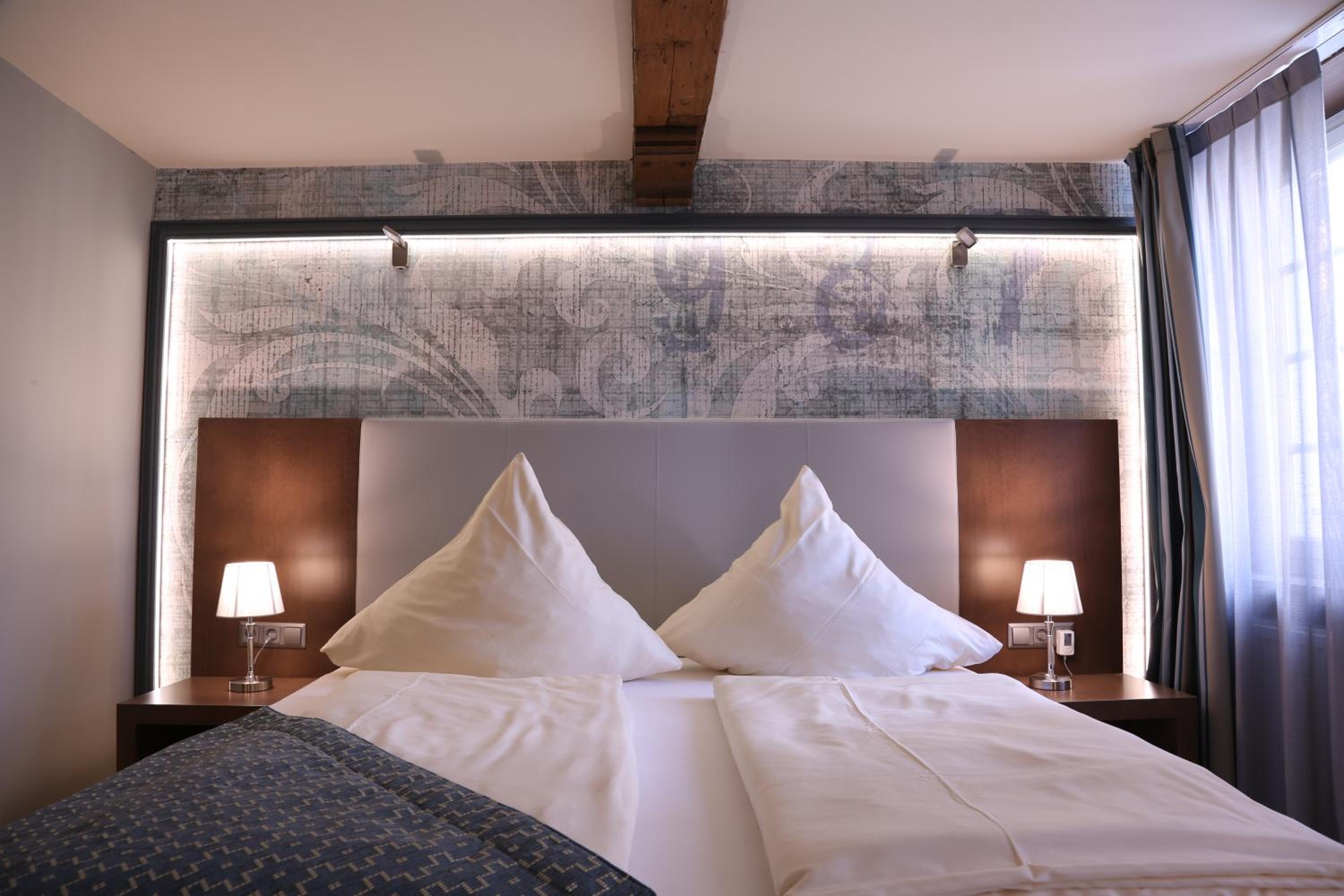 Deluxe Double Room with Shower photo 1