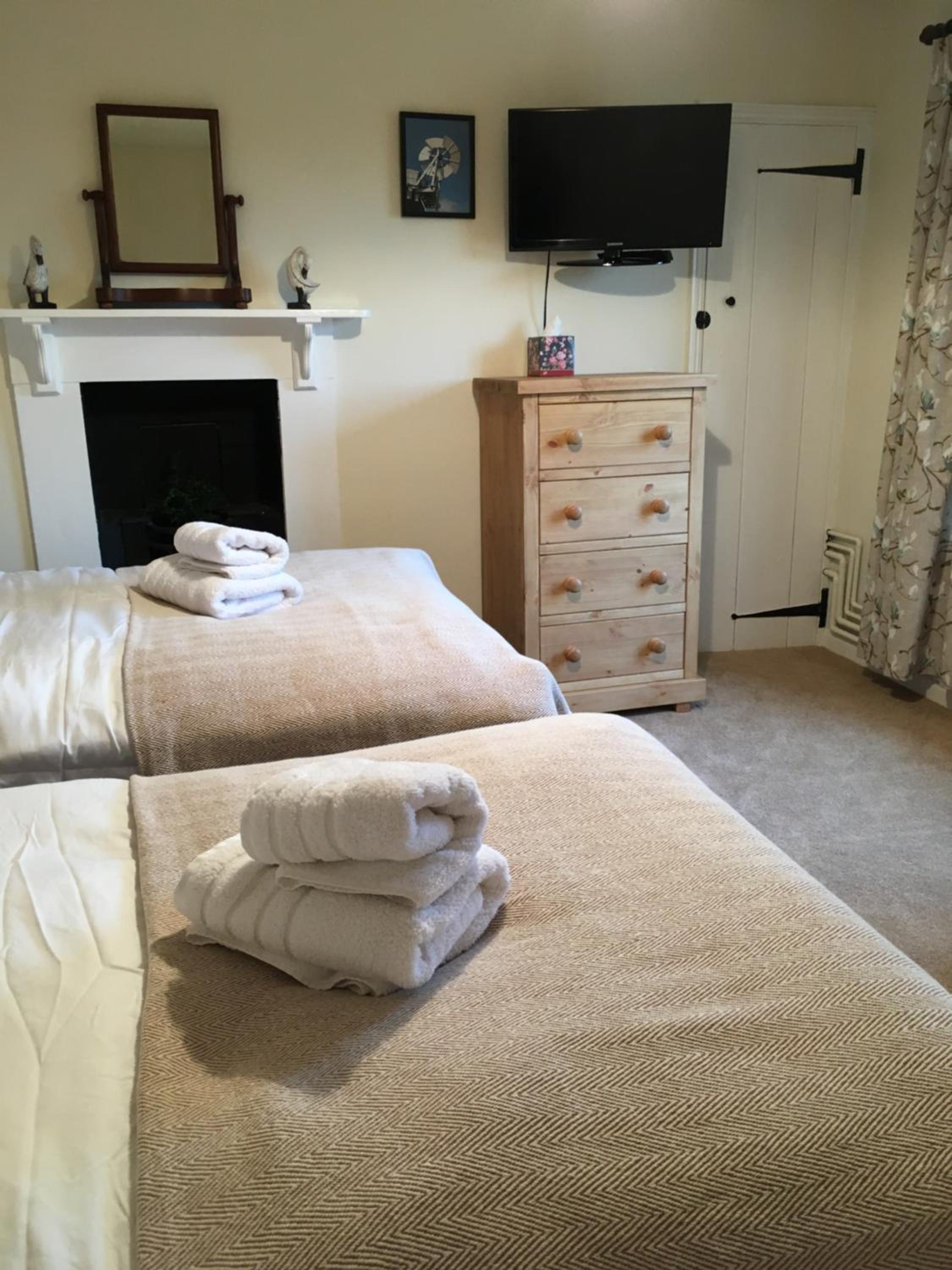 Twin Room with Garden View photo 1