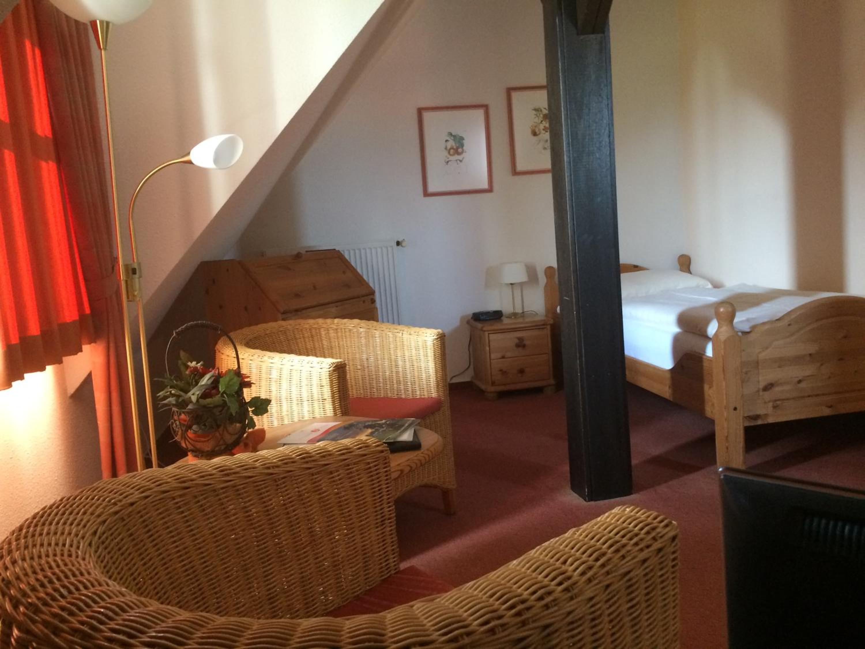 Single Room photo 3