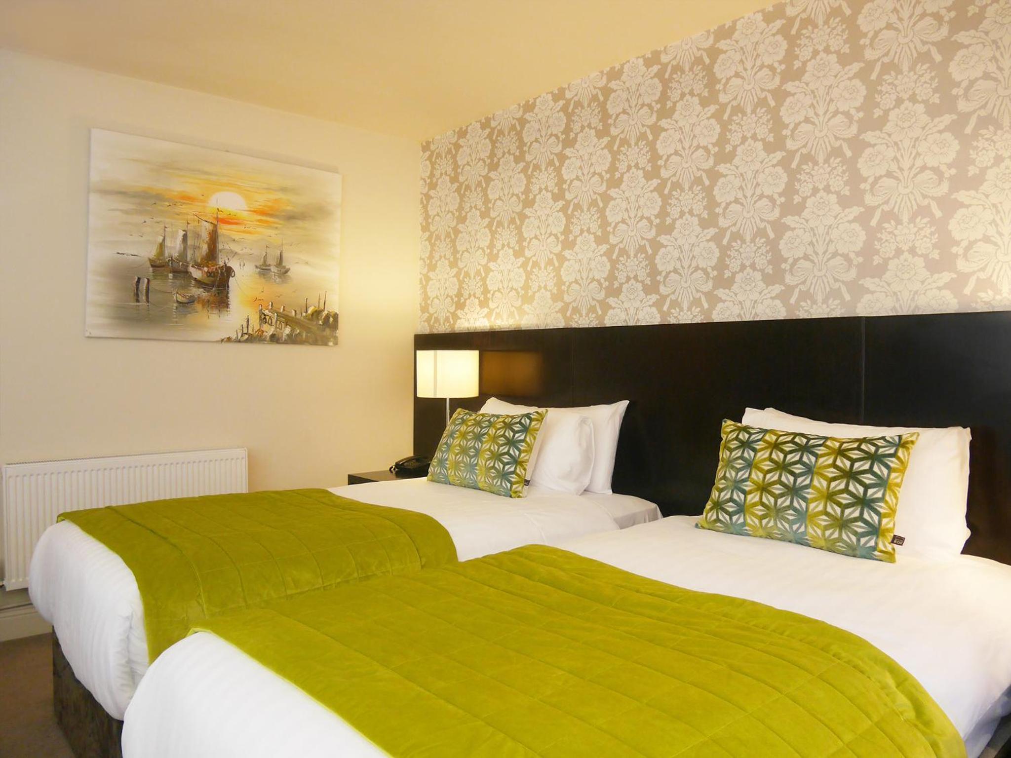 Twin Room - Photo 1