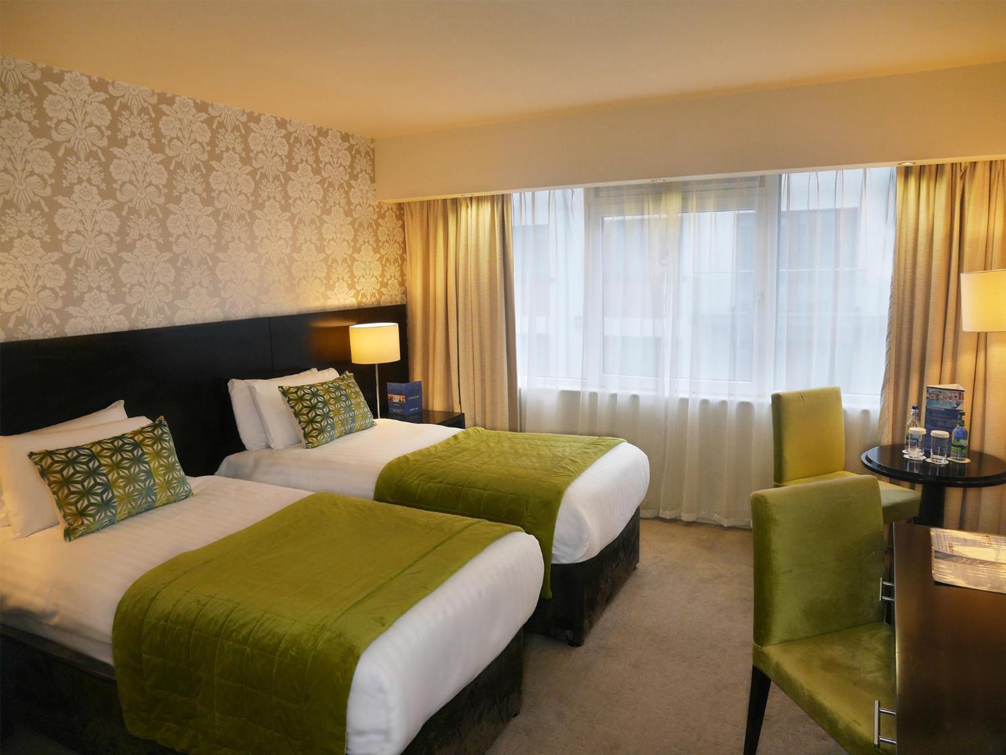 Twin Room - Photo 4