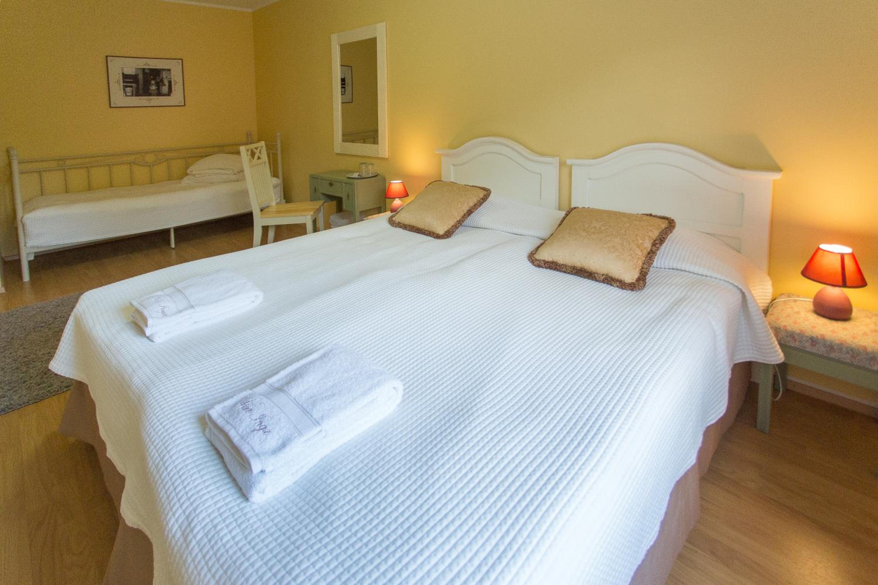 Double Room with Shared Bathroom