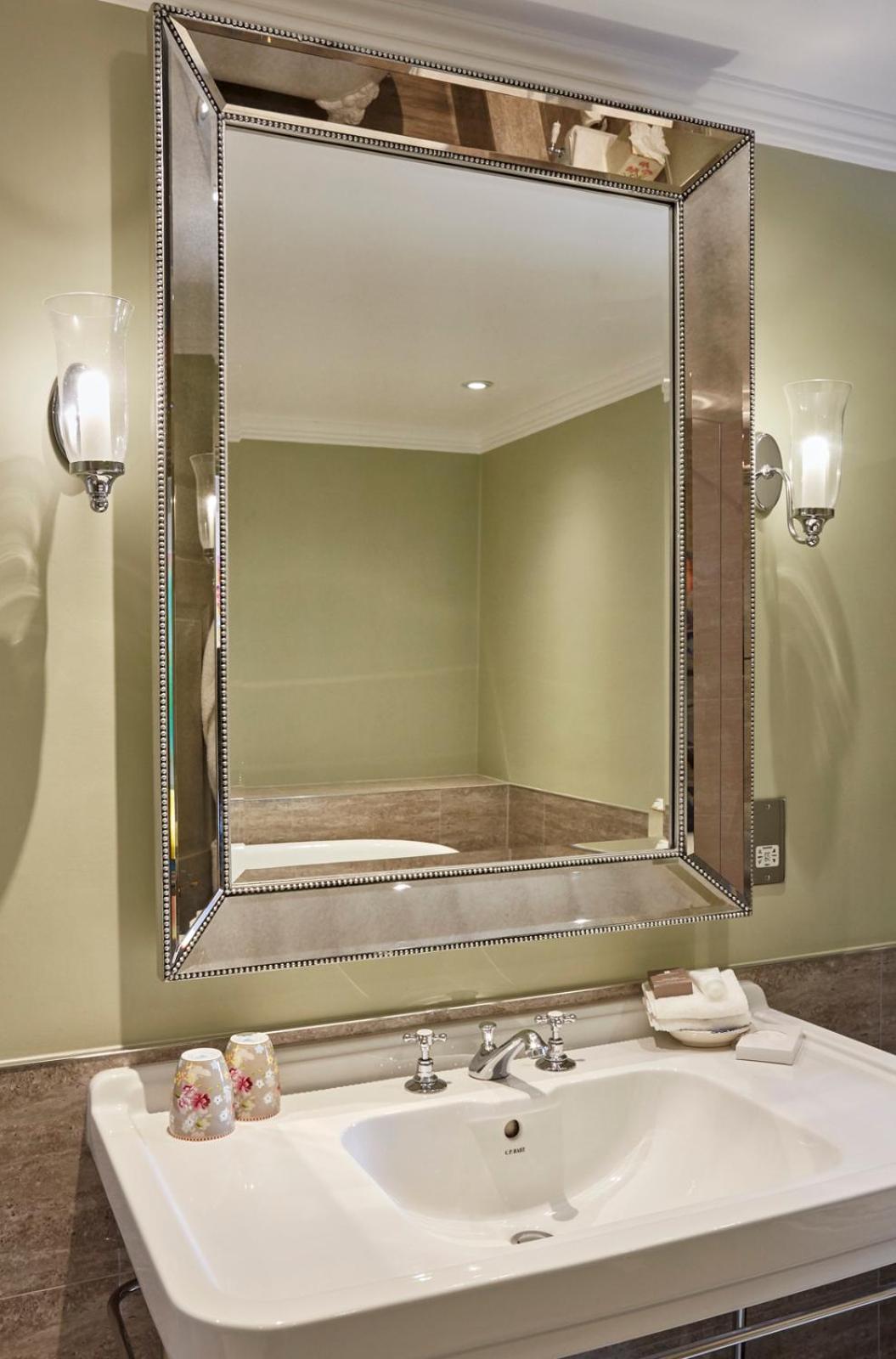 Feature Room photo 2