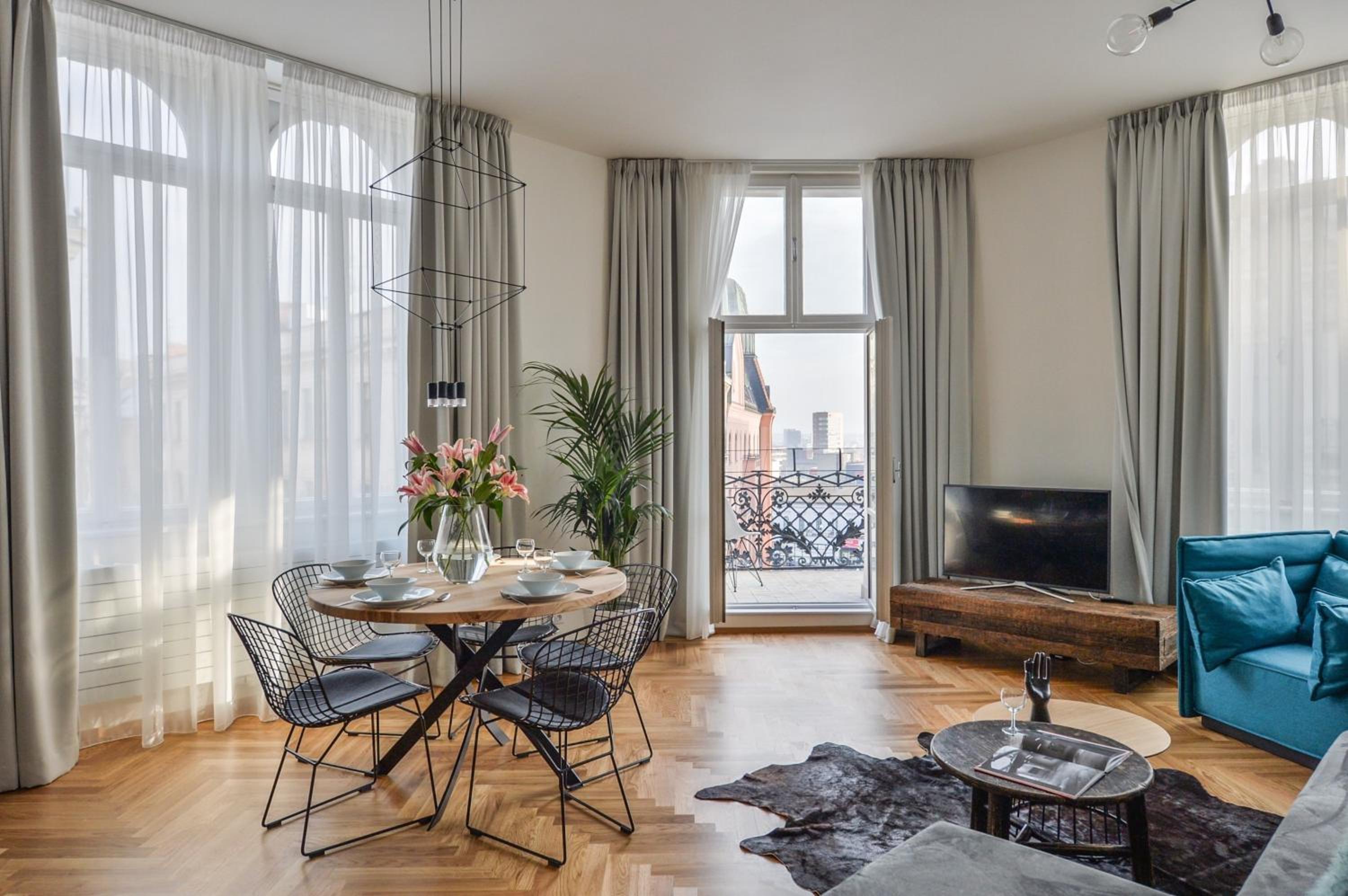 Two-Bedroom Apartment with Balcony - Photo 1