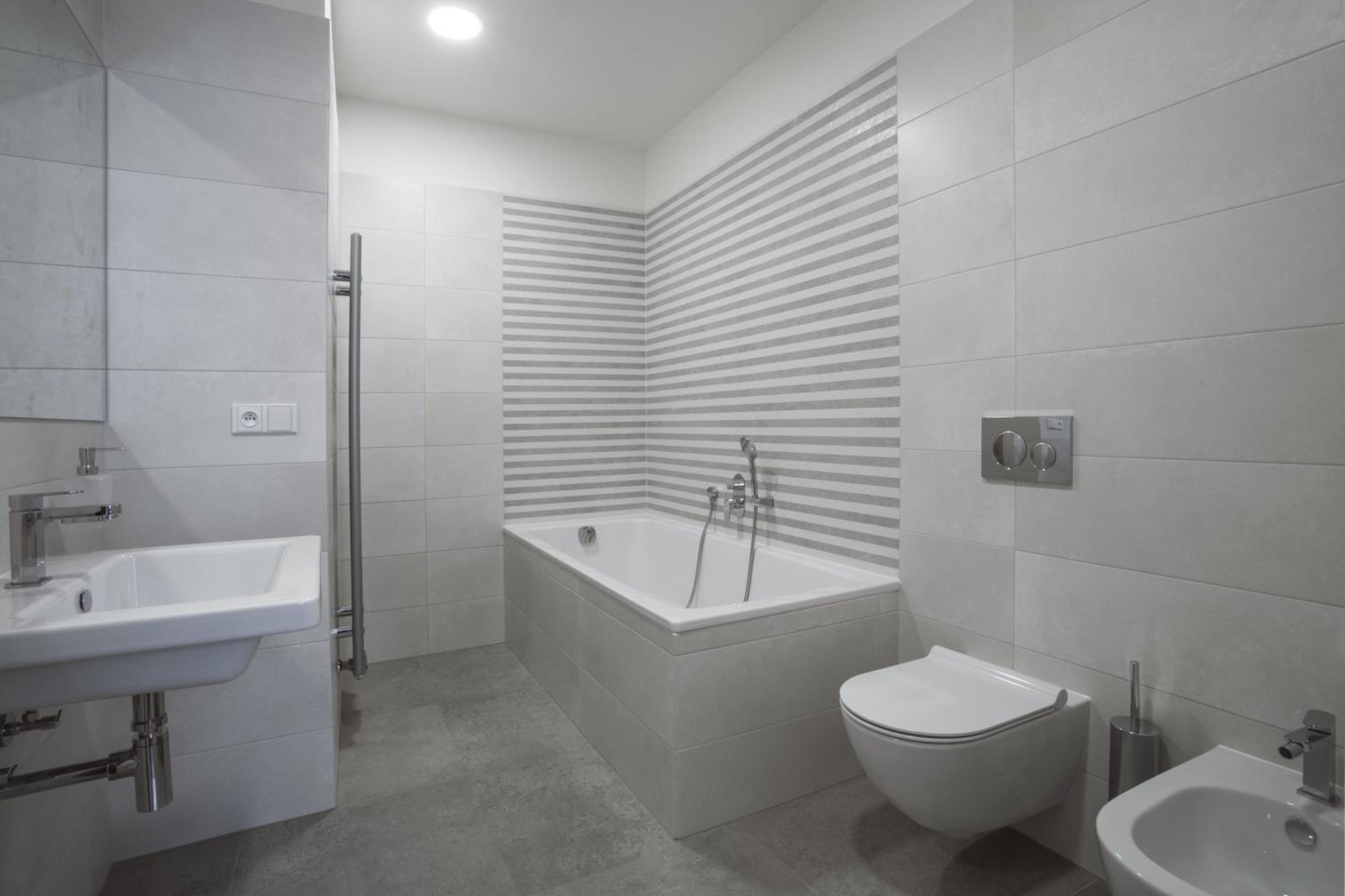 Two-Bedroom Apartment with Balcony - Photo 11
