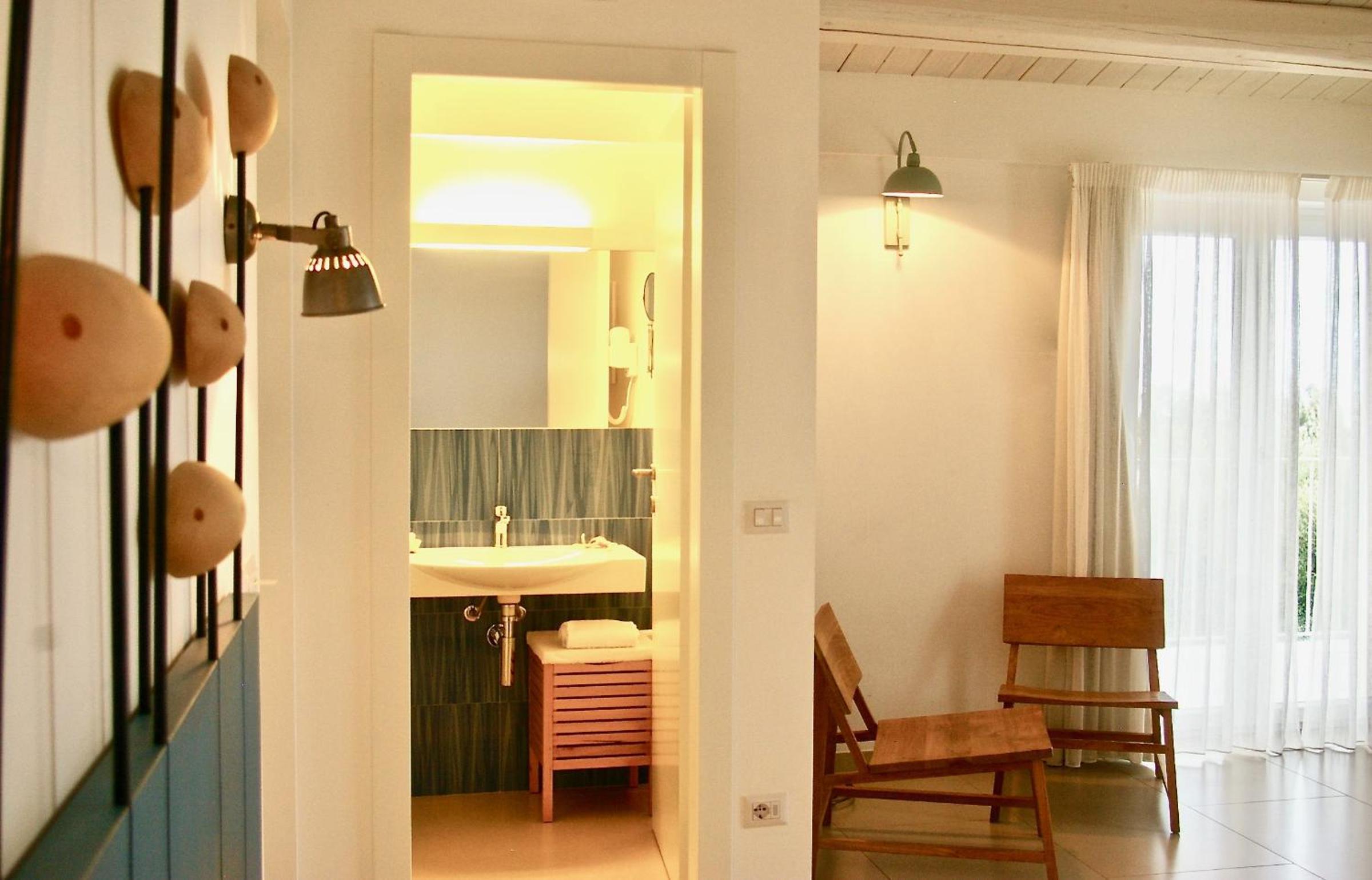 Deluxe Double or Twin Room photo 3