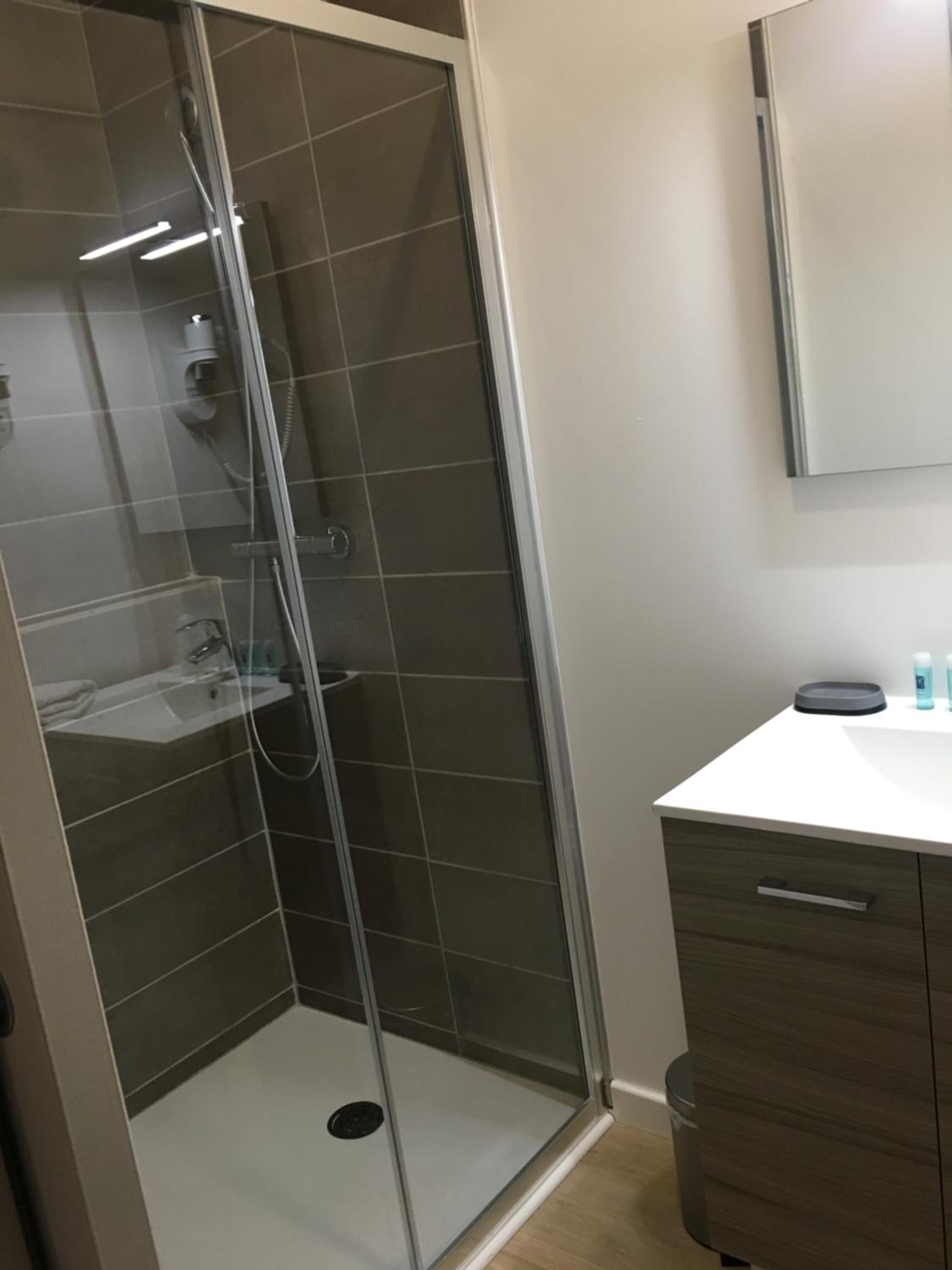 Triple Room - Photo 8