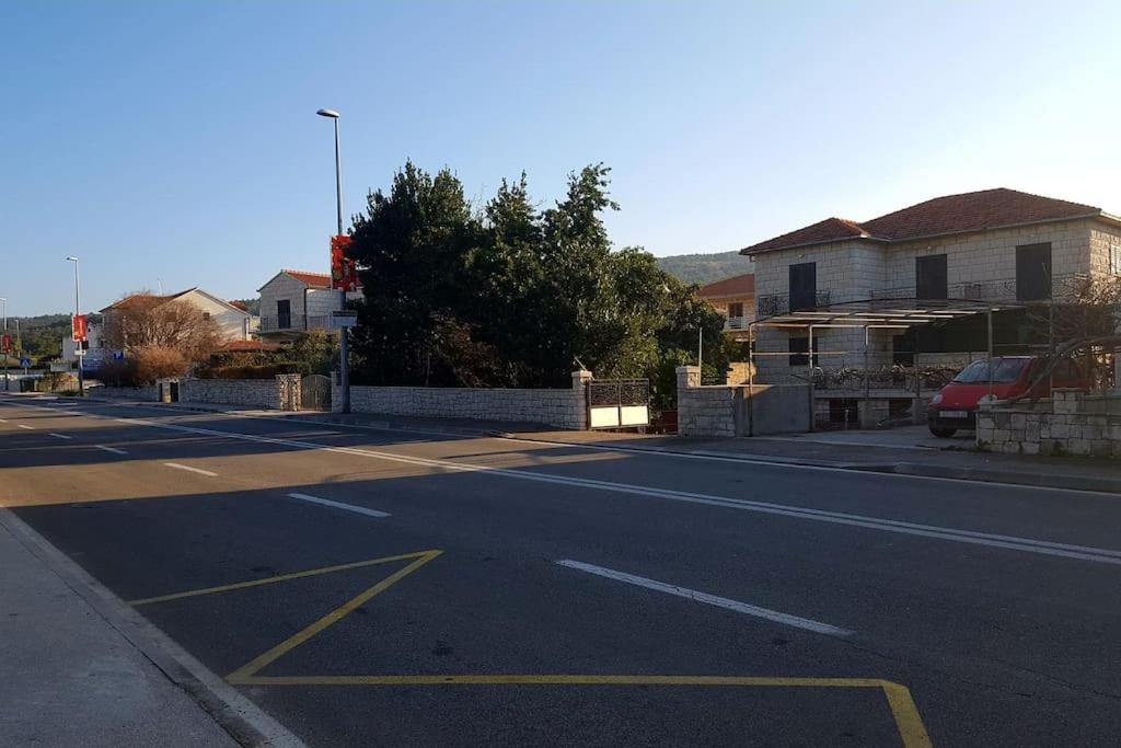 Apartment photo 2