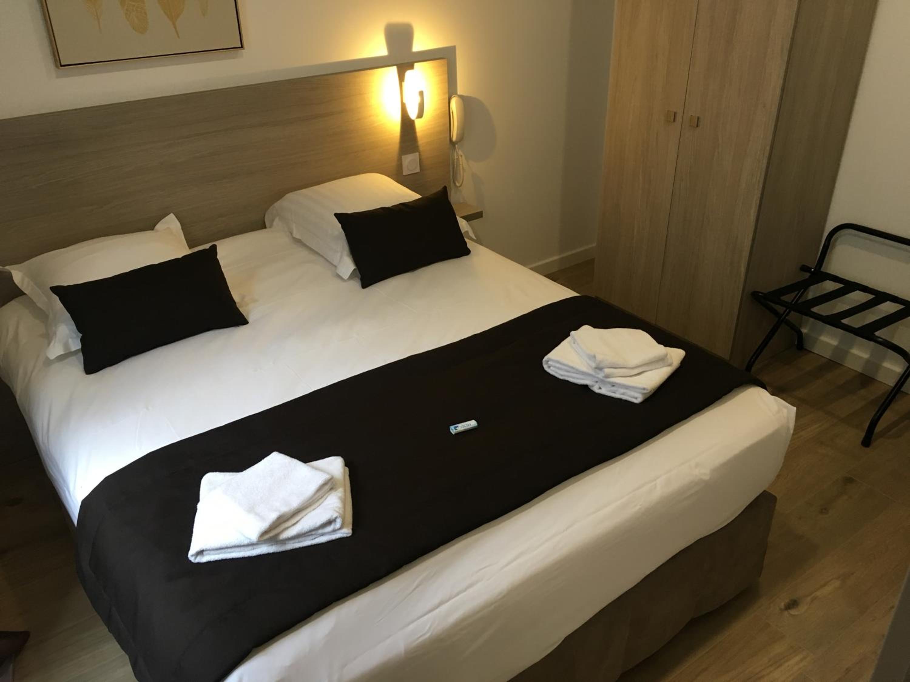Triple Room - Photo 9