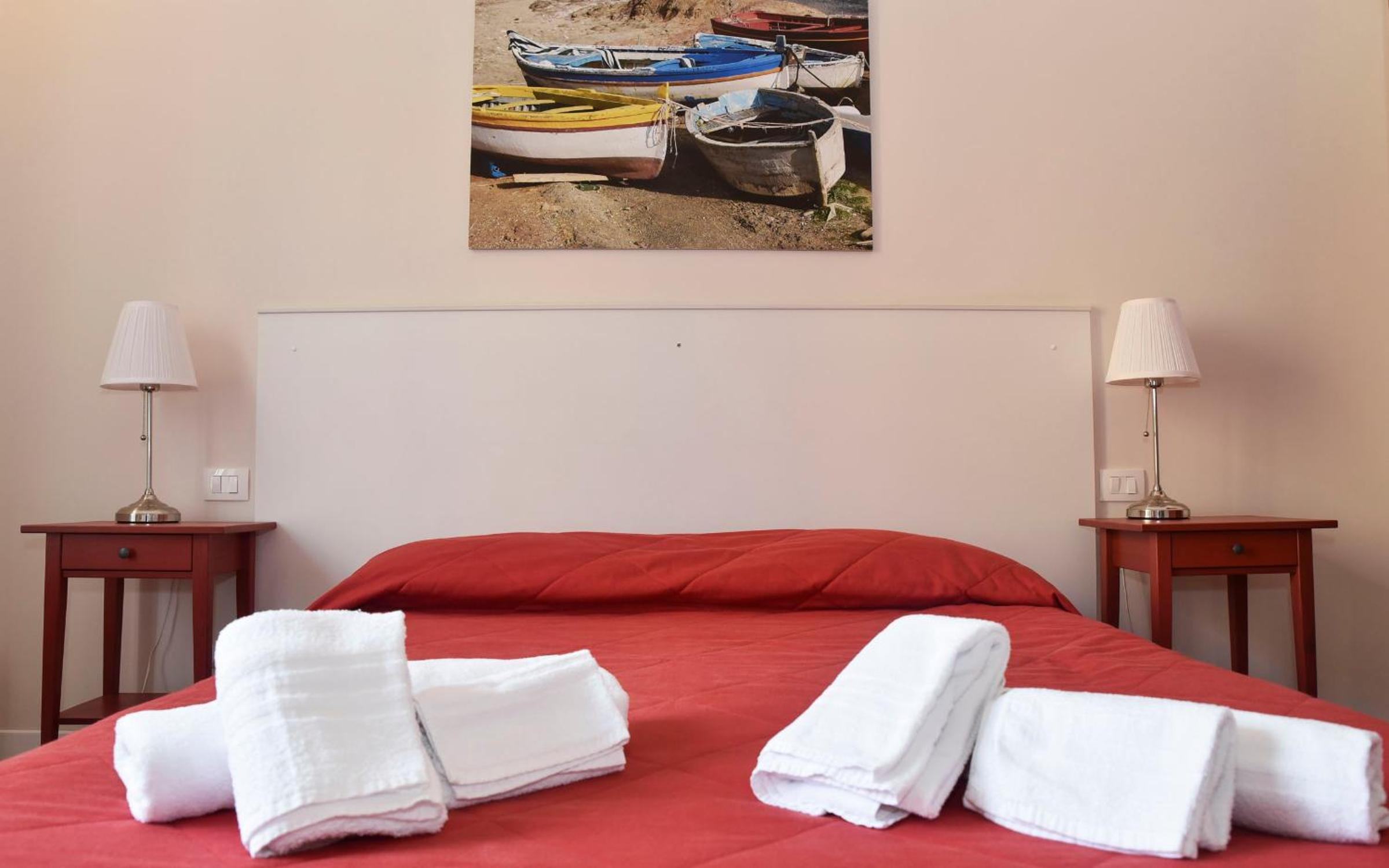 Double or Twin Room photo 1