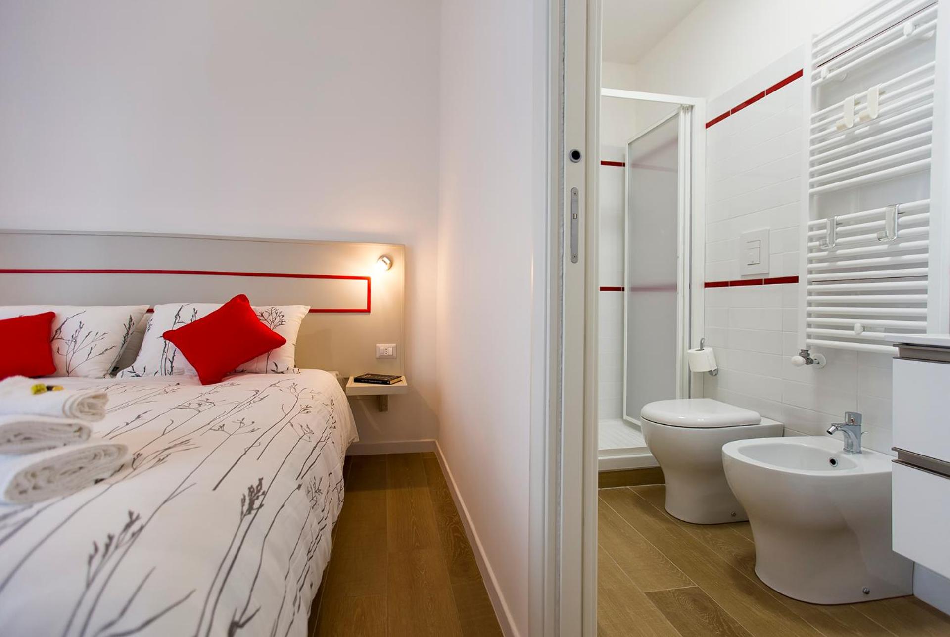 Double or Twin Room with Balcony photo 2