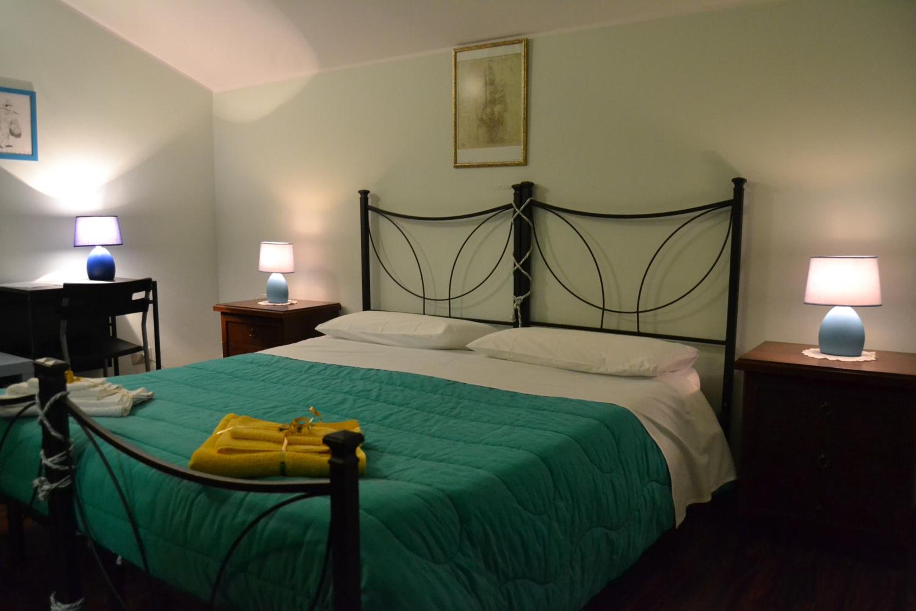 Standard Double Room photo 3