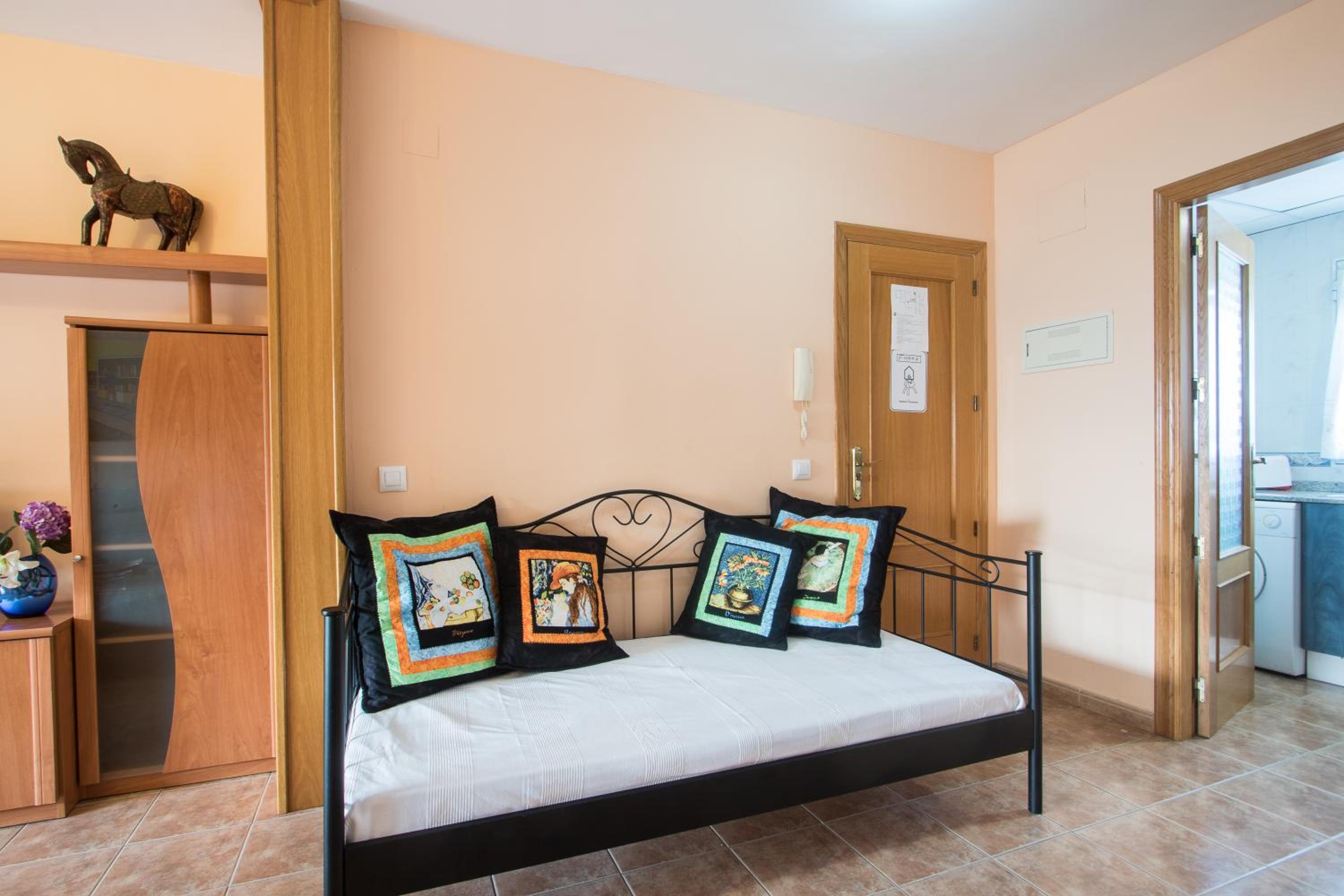Two-Bedroom Apartment - Photo 44