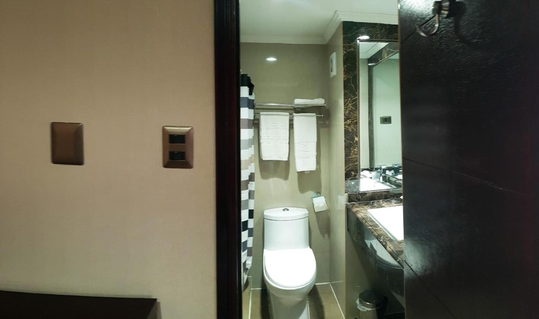 King Suite photo 3