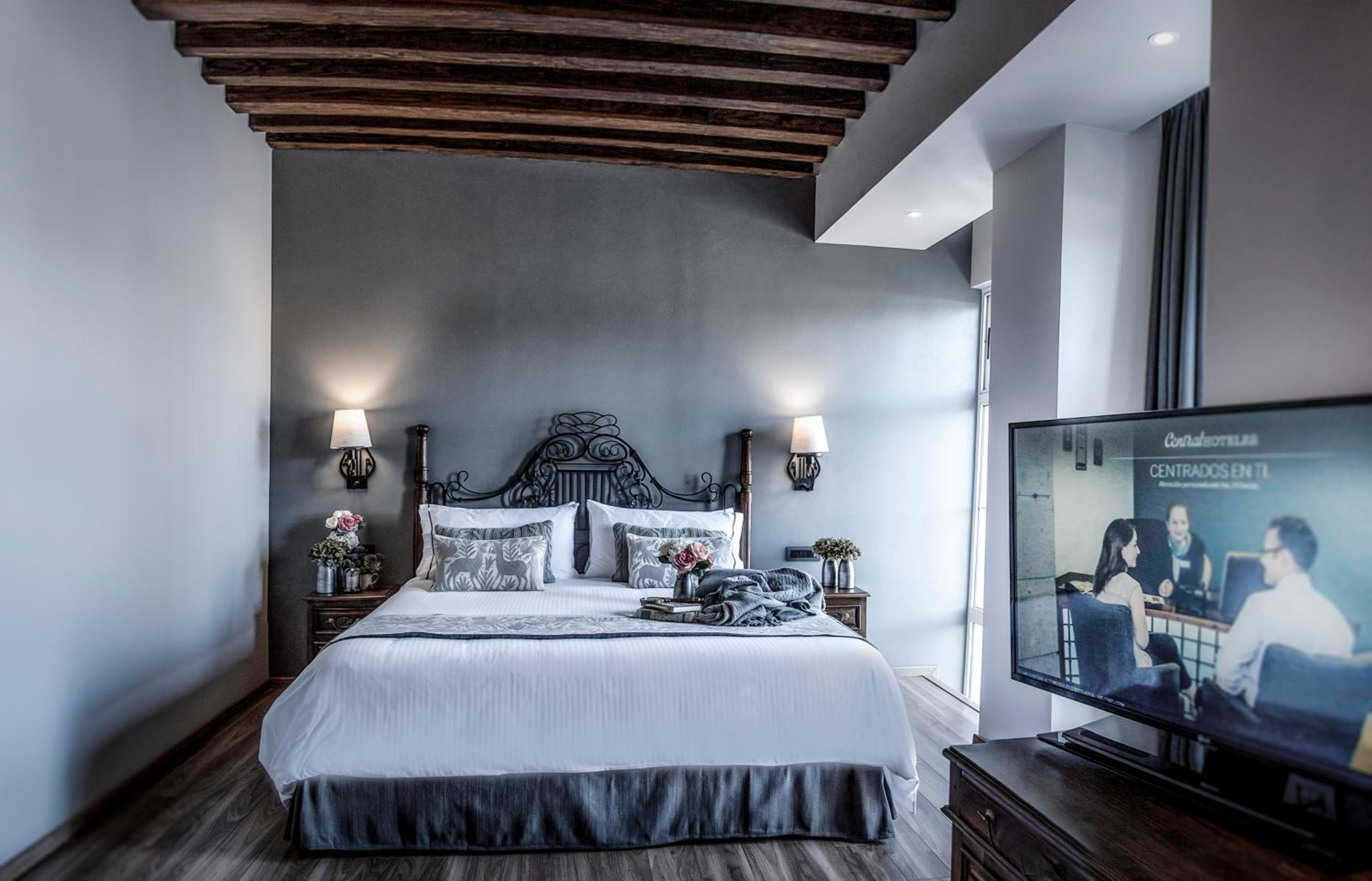 Junior Suite with City View photo 1