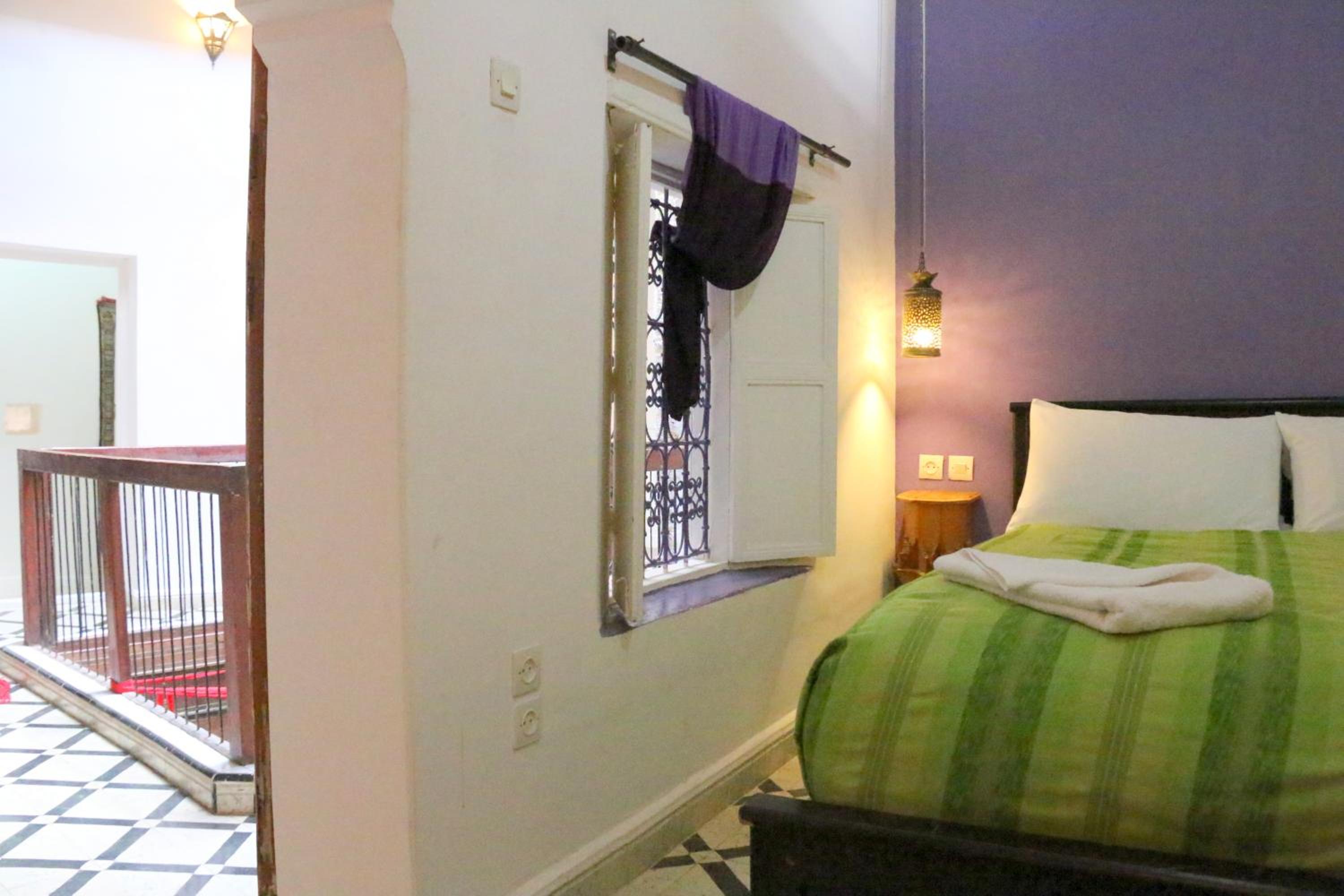 Double Room with Private Bathroom - Photo 3