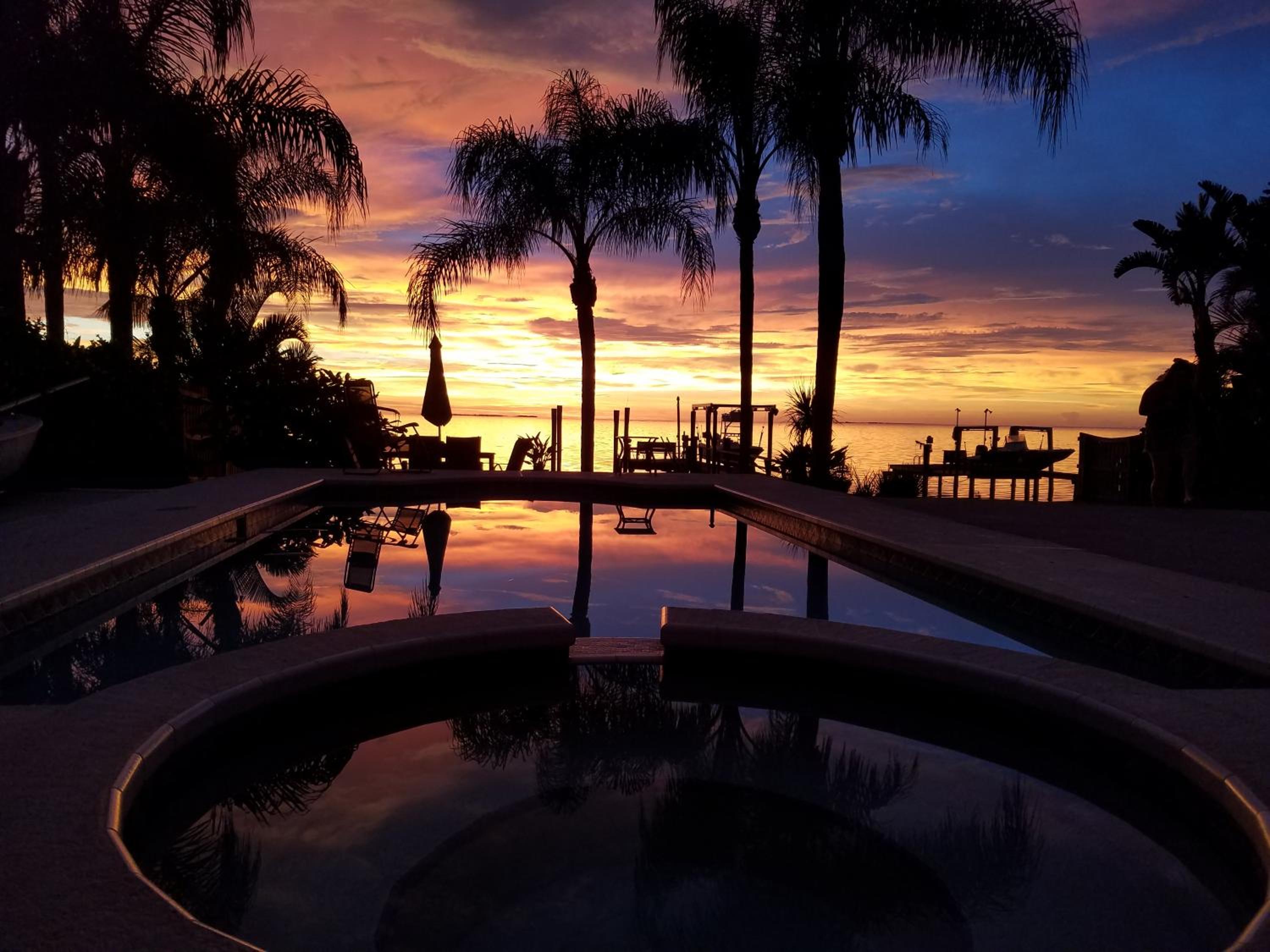 Four-Bedroom Deluxe Home - Oceanfront photo 2