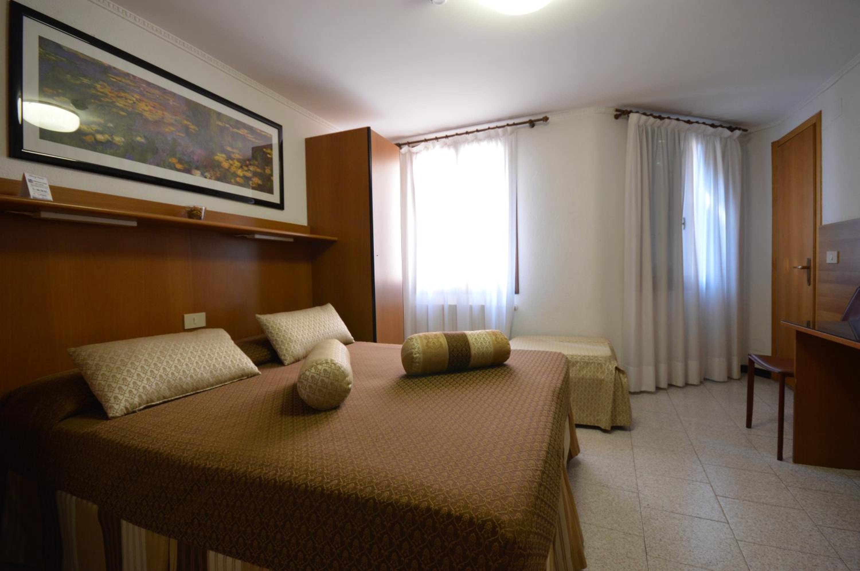 Triple Room photo 3