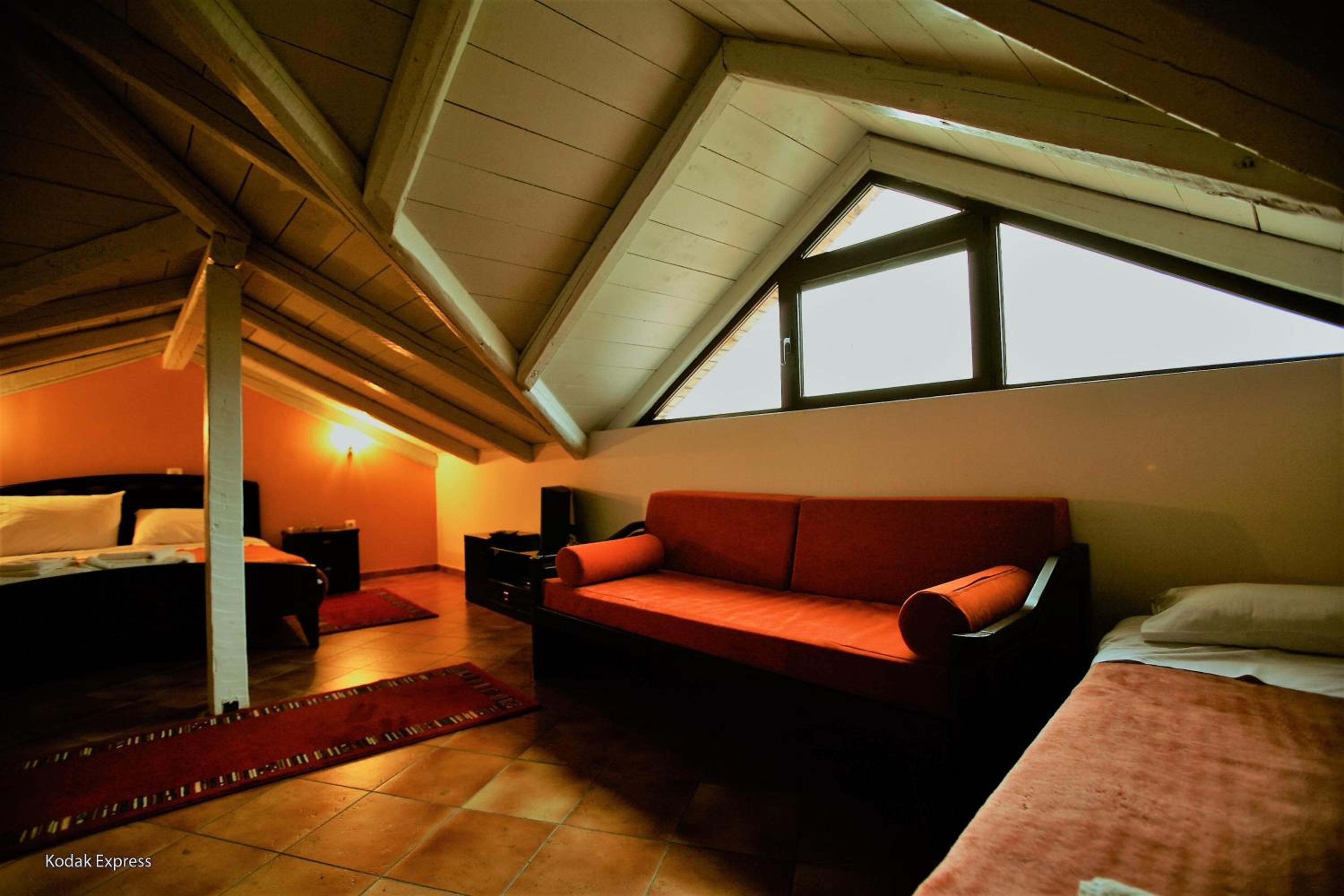 Family Room with Mountain View - Photo 1