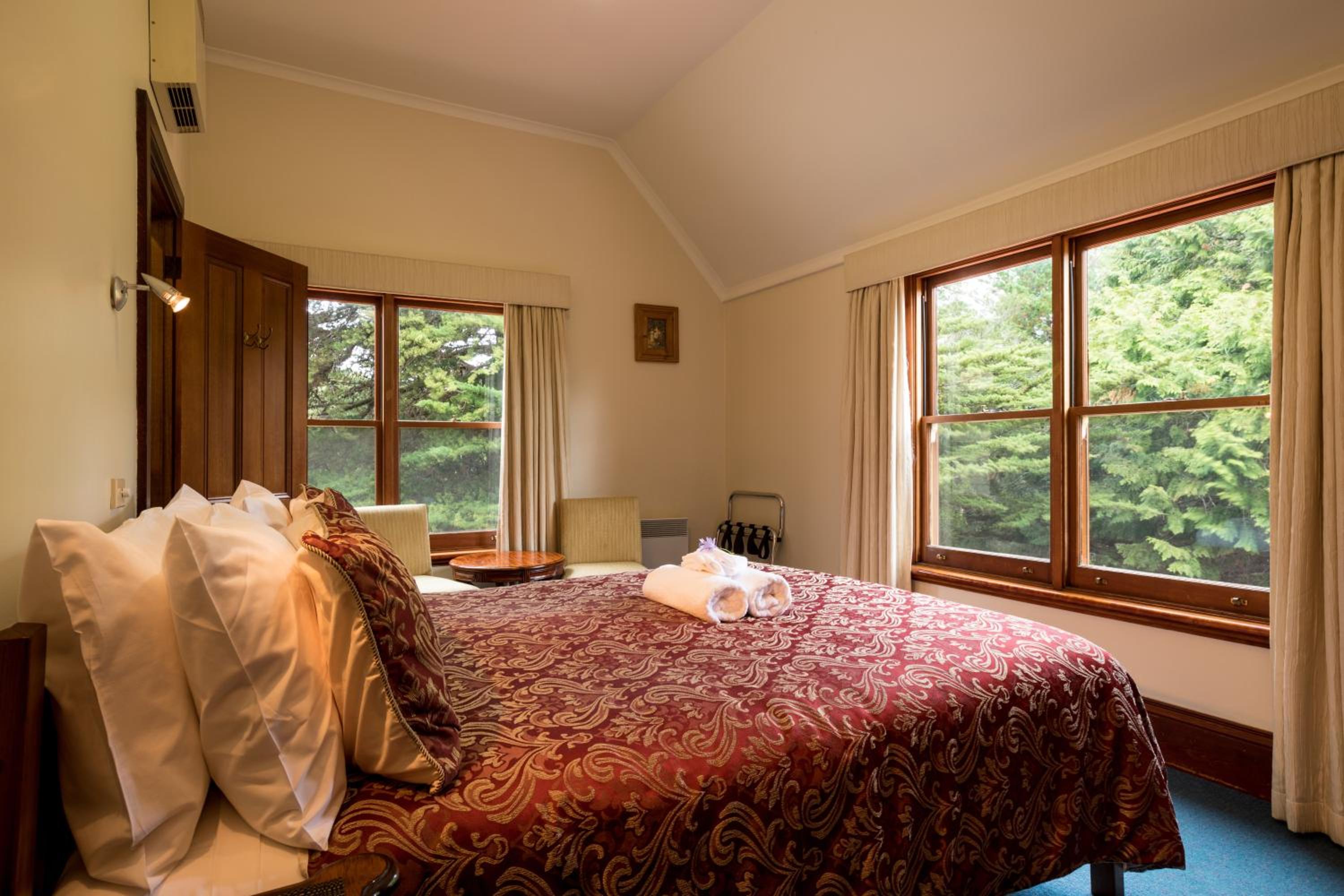 Queen Room - Photo 2