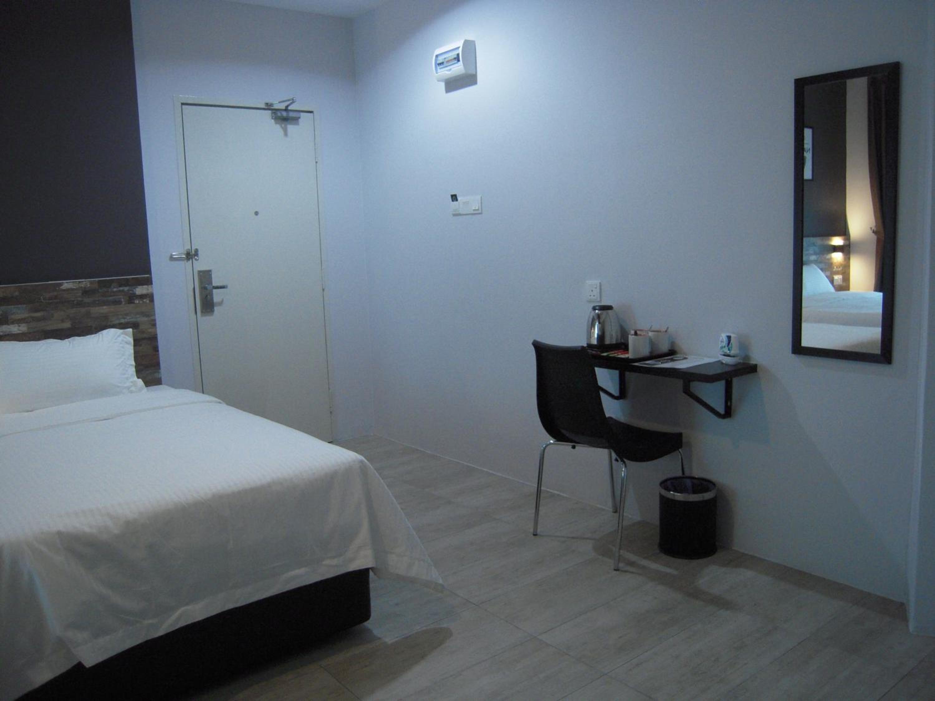 Deluxe Family Suite photo 3
